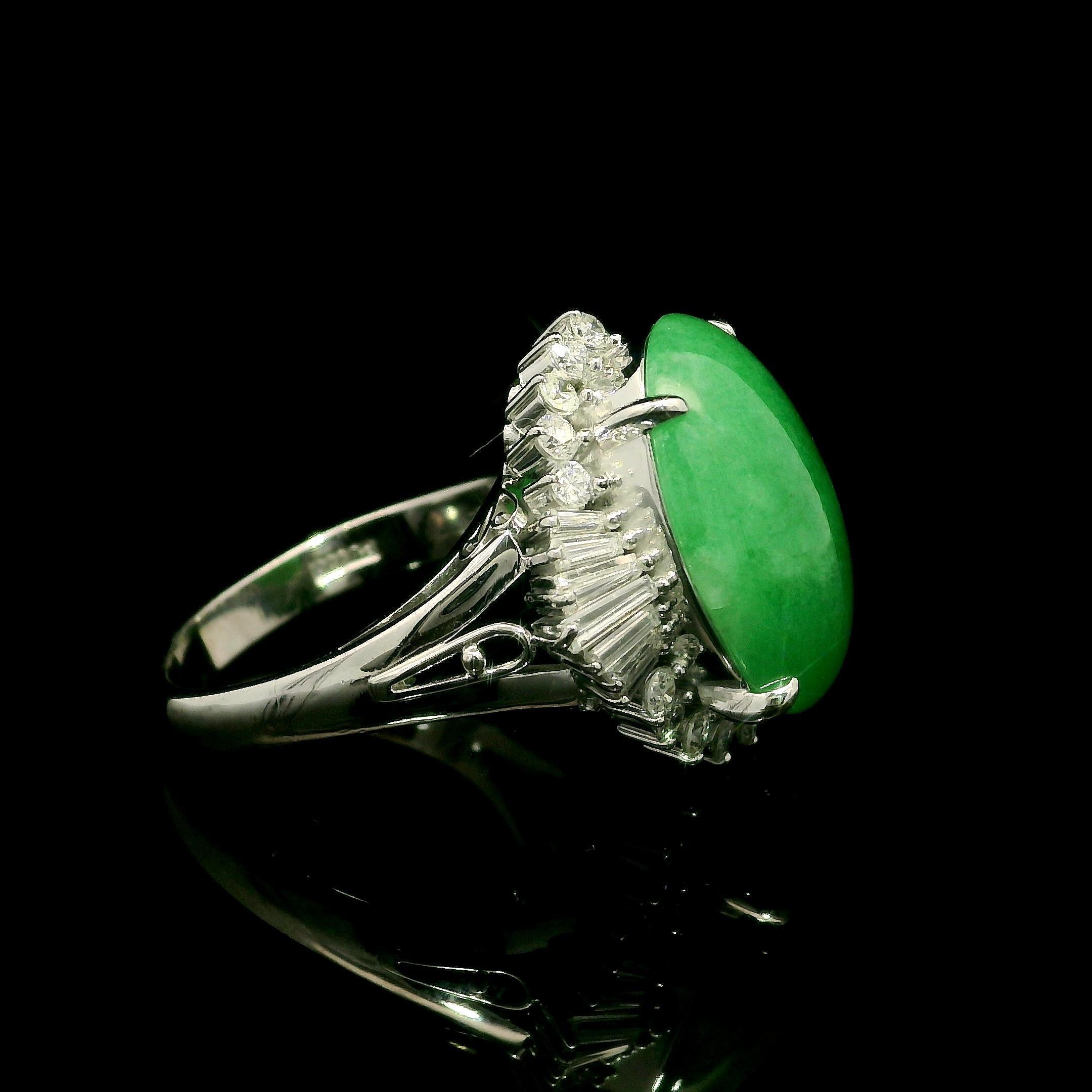 Platin GIA 8,68ct Oval Typ A Natürliche Grüne Jade Diamant Ballerina Ring im Angebot 1