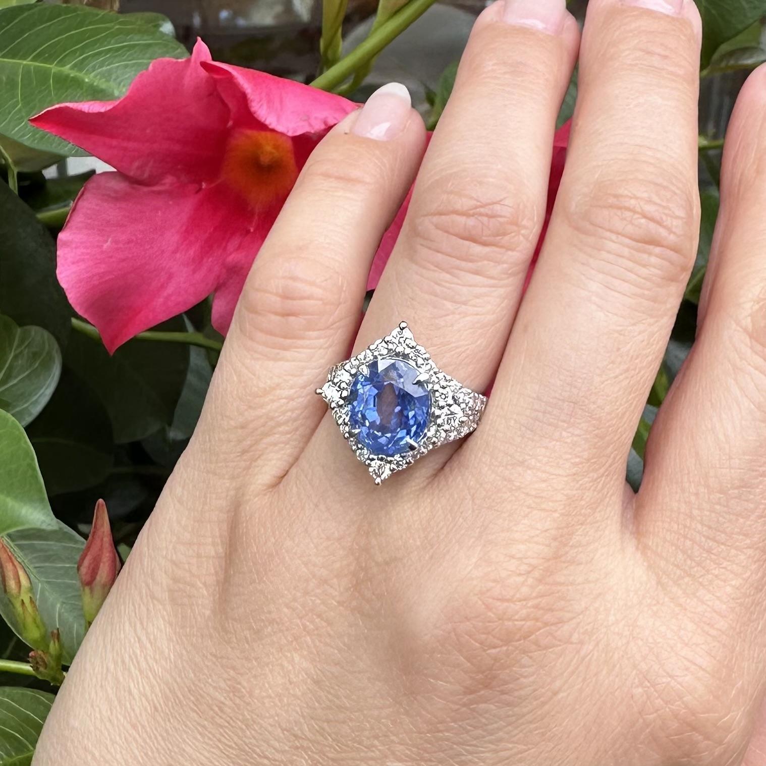 Anello in platino GIA 8ctw Large No Heat Ceylon Cornflower Blue Sapphire Diamond in vendita 9