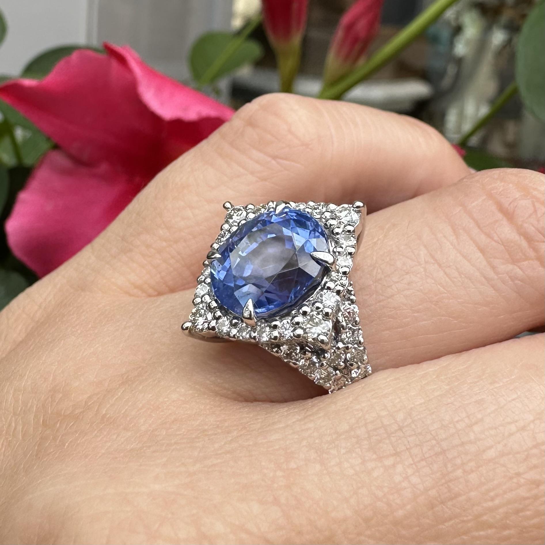 Anello in platino GIA 8ctw Large No Heat Ceylon Cornflower Blue Sapphire Diamond in vendita 10