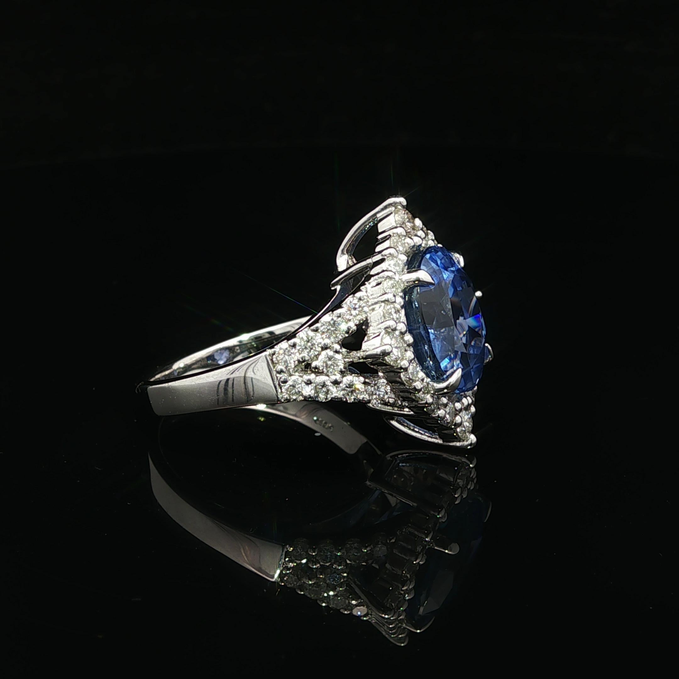 Anello in platino GIA 8ctw Large No Heat Ceylon Cornflower Blue Sapphire Diamond In condizioni ottime in vendita a Montclair, NJ