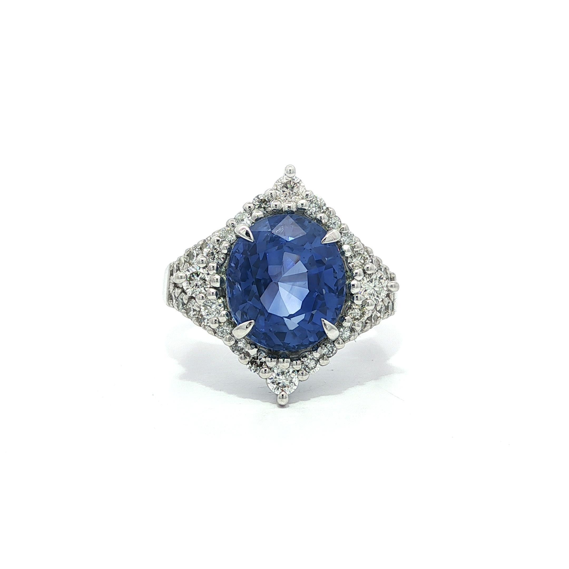 Anello in platino GIA 8ctw Large No Heat Ceylon Cornflower Blue Sapphire Diamond in vendita 2