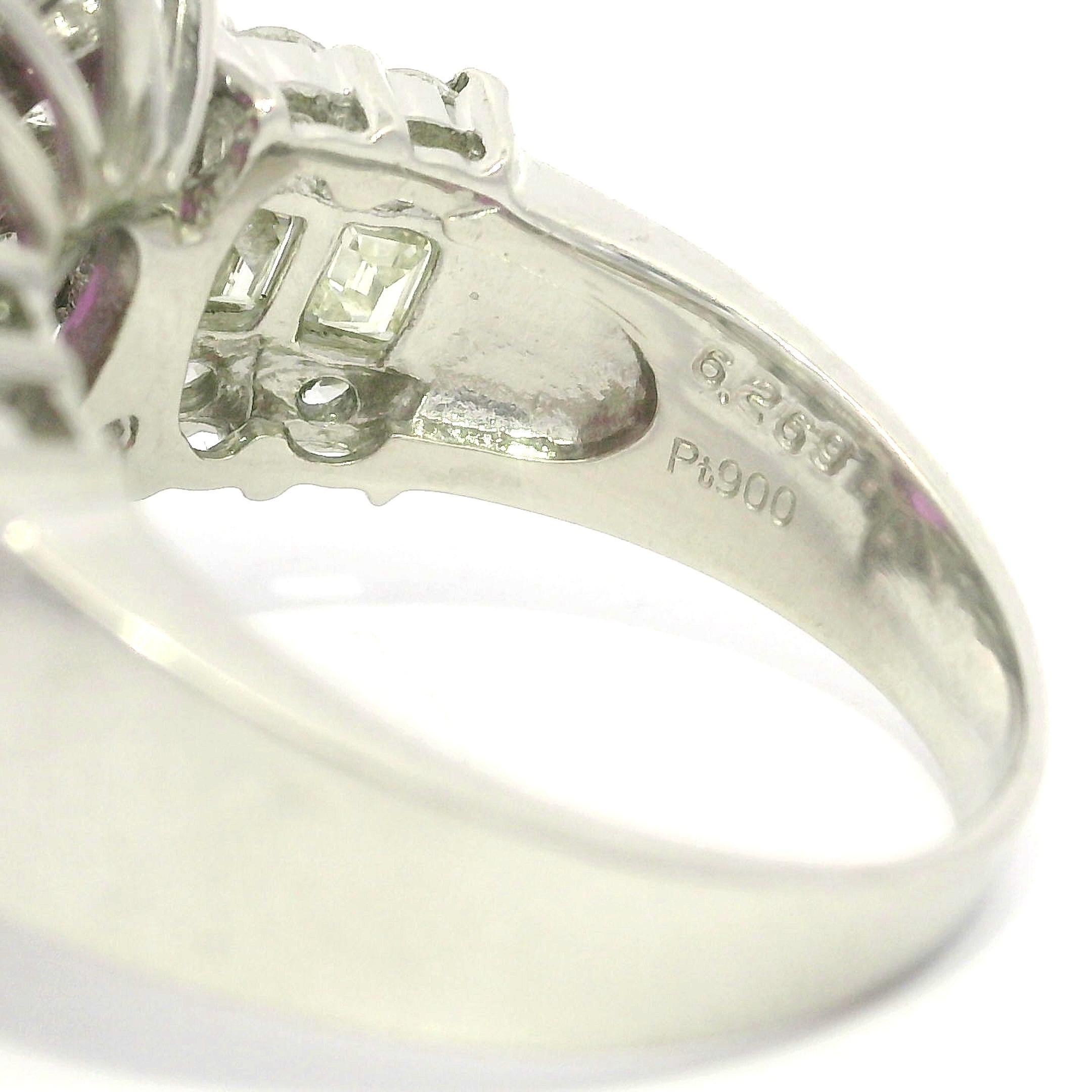 Anello in platino GIA 9,22ctw ovale senza calore con zaffiro rosa di Birmania e diamanti in vendita 2