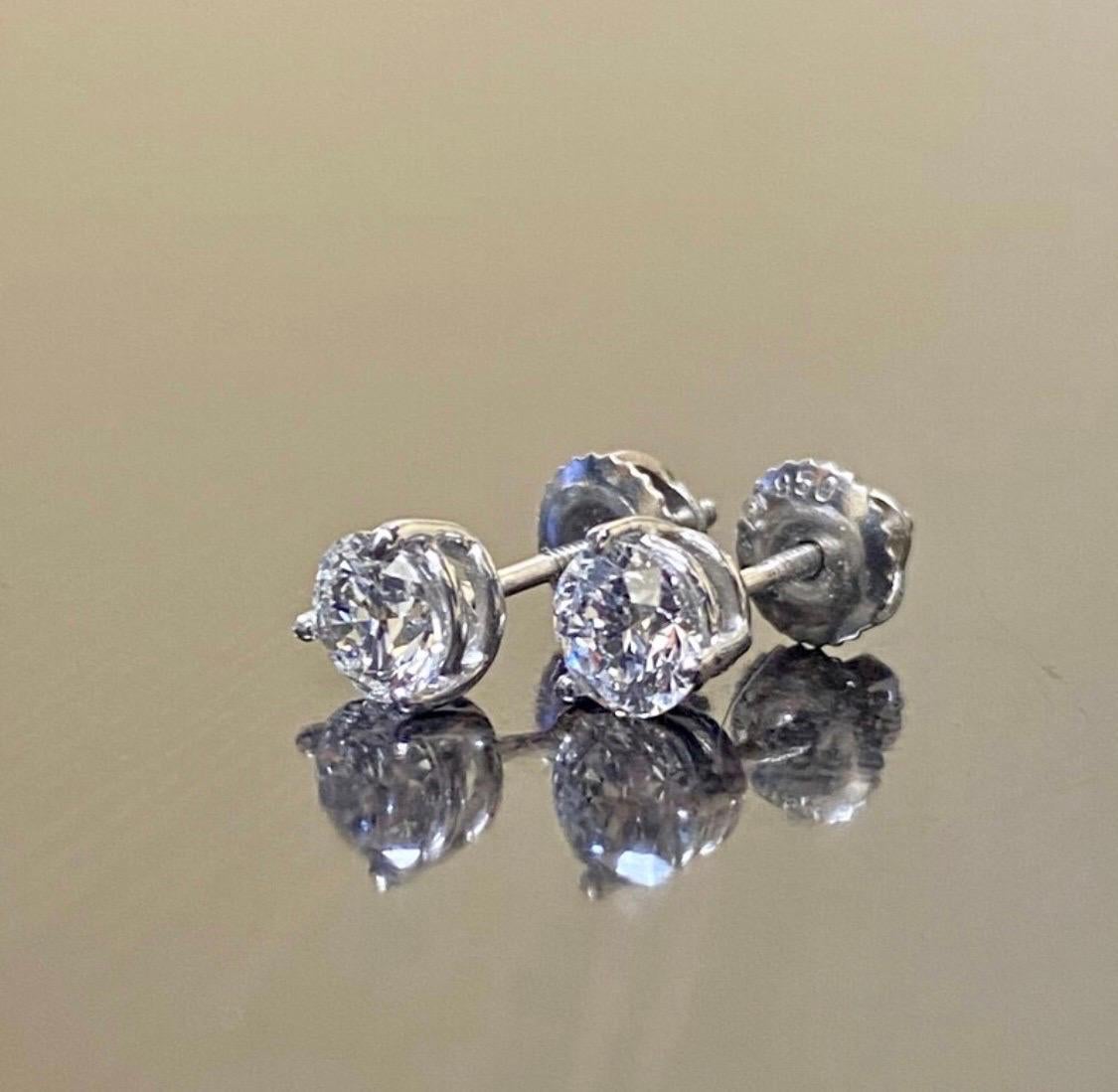 Platinum GIA Certified 1.40 Carat Round E and F Color Diamond Stud Earrings For Sale 2