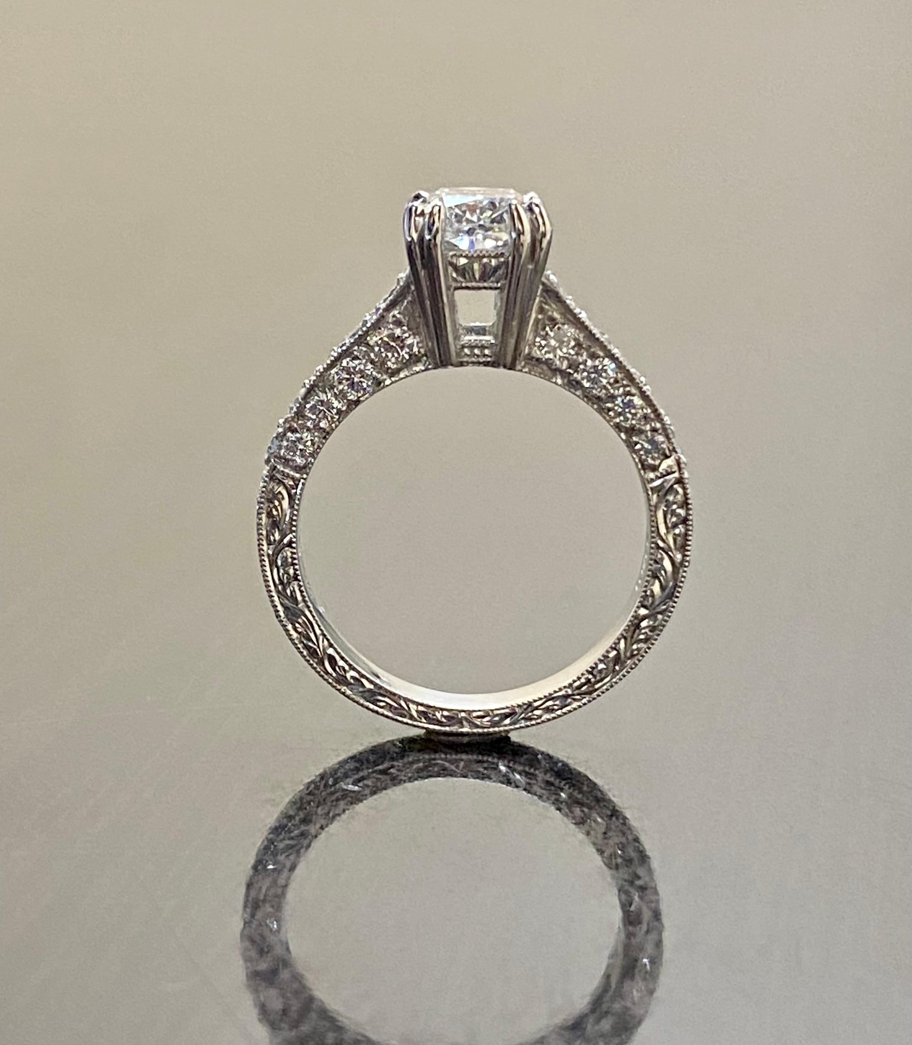 Bague de fiançailles en platine avec diamant taille coussin de 1,50 carat de couleur I certifié GIA  en vente 4