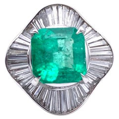 Anello Ballerina in platino certificato GIA con smeraldo colombiano e diamanti da 4,37 carati