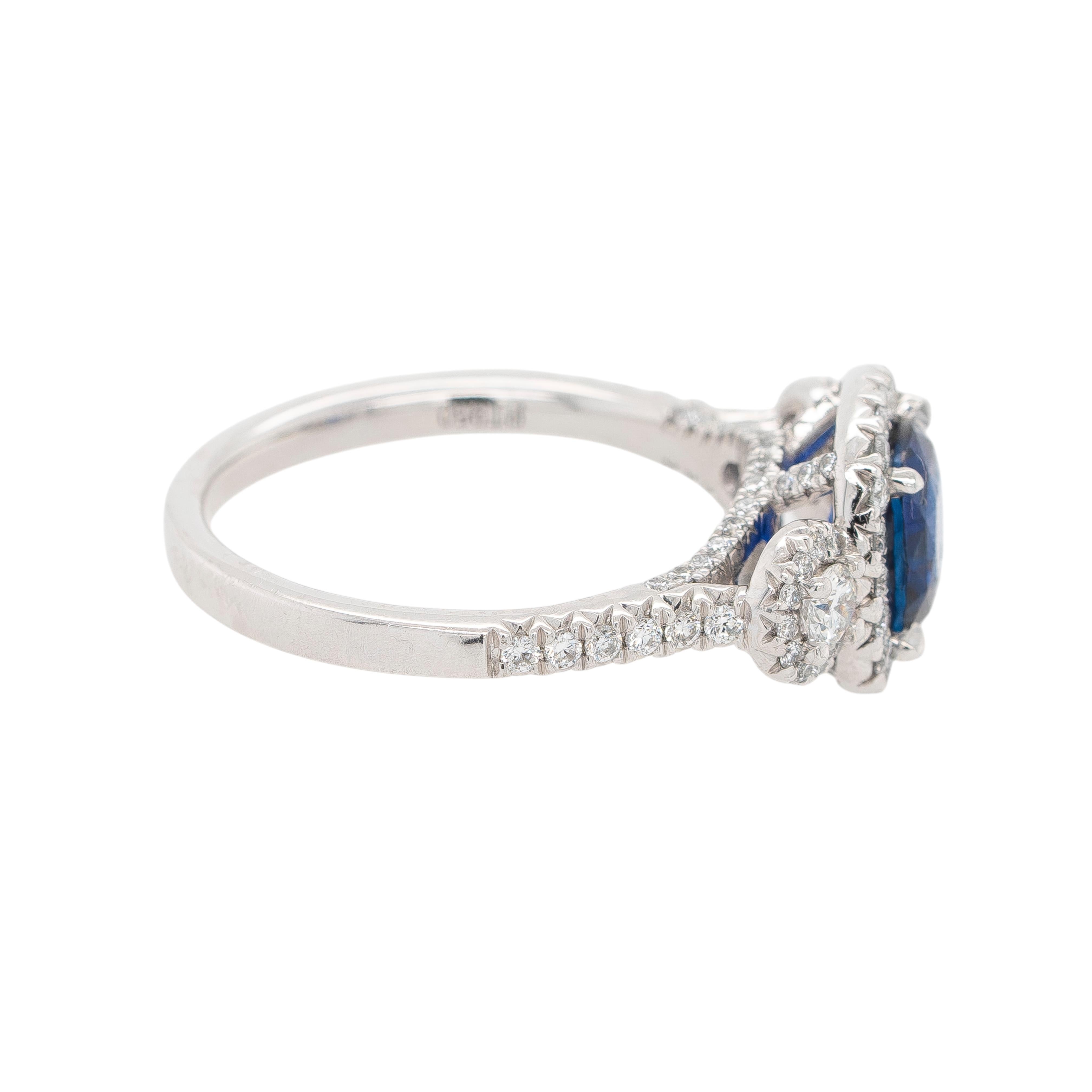 Platin GIA-zertifizierter Saphir und Diamant Halo-Ring (Gemischter Schliff)