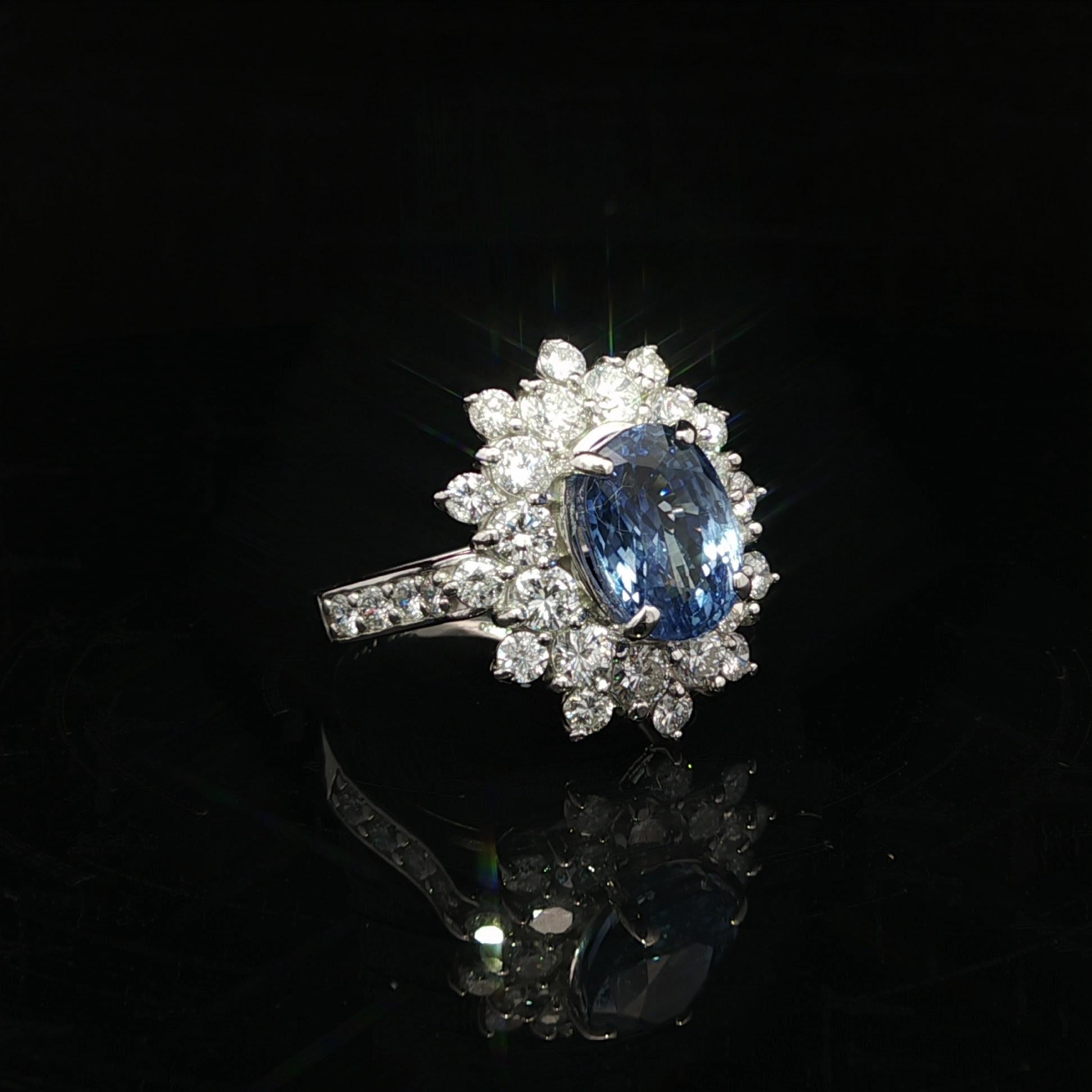 Platin GIA Ceylon Kornblume Blauer Saphir Diamant Doppel Halo Cluster Ring im Angebot 5