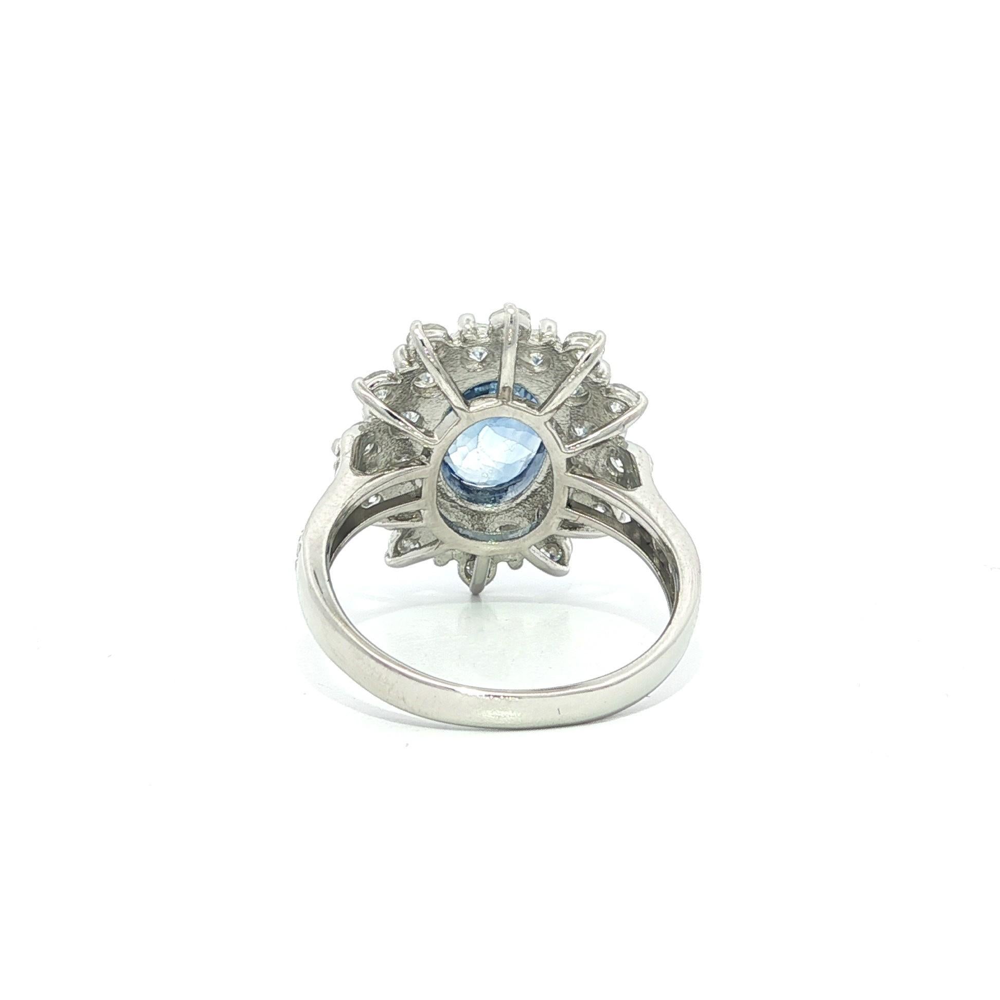 Platin GIA Ceylon Kornblume Blauer Saphir Diamant Doppel Halo Cluster Ring im Angebot 2