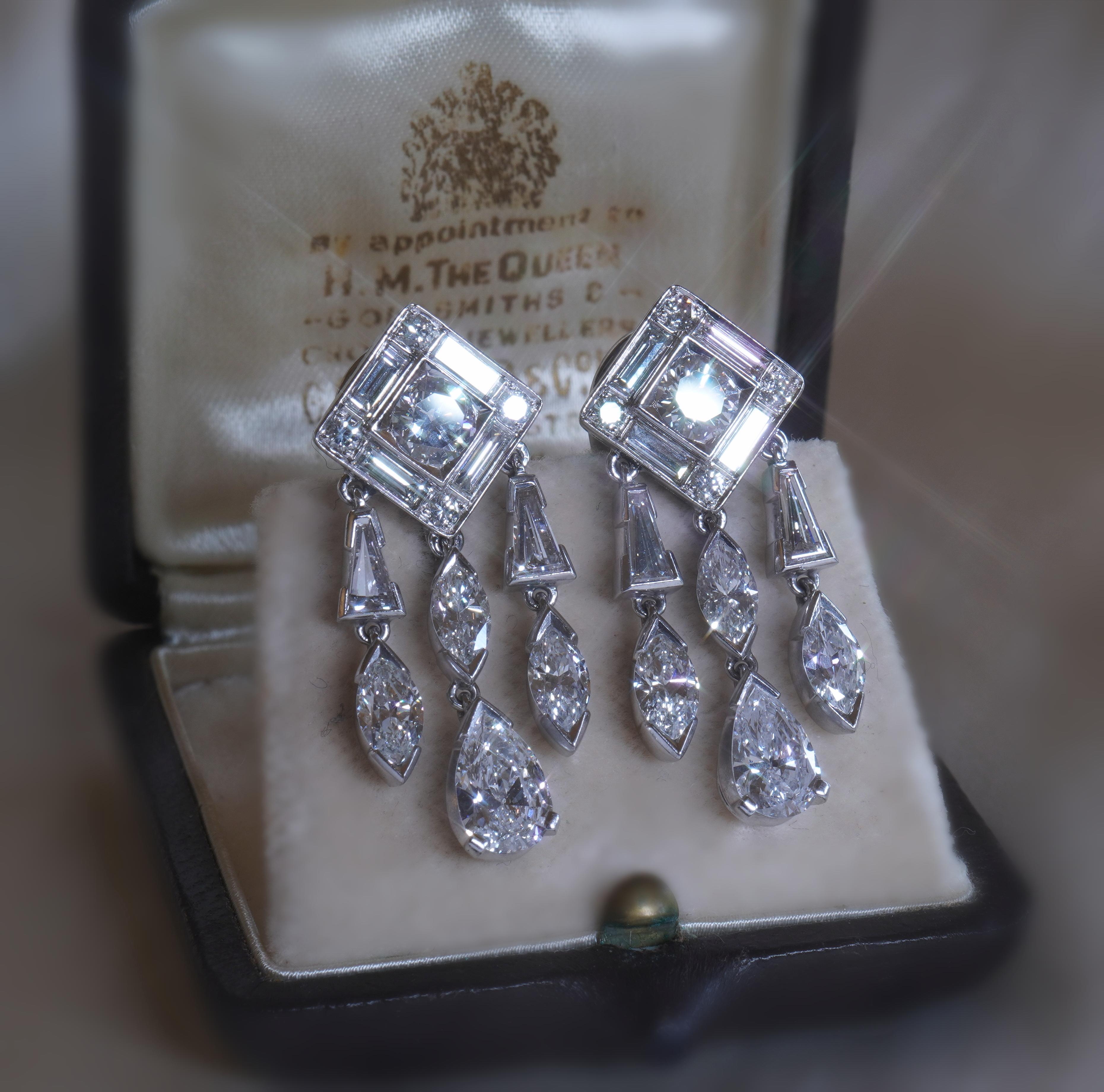 Platine GIA Diamond Antique 18K Earrings Vintage Fine VVS Huge 9.64 Carats ! en vente 5