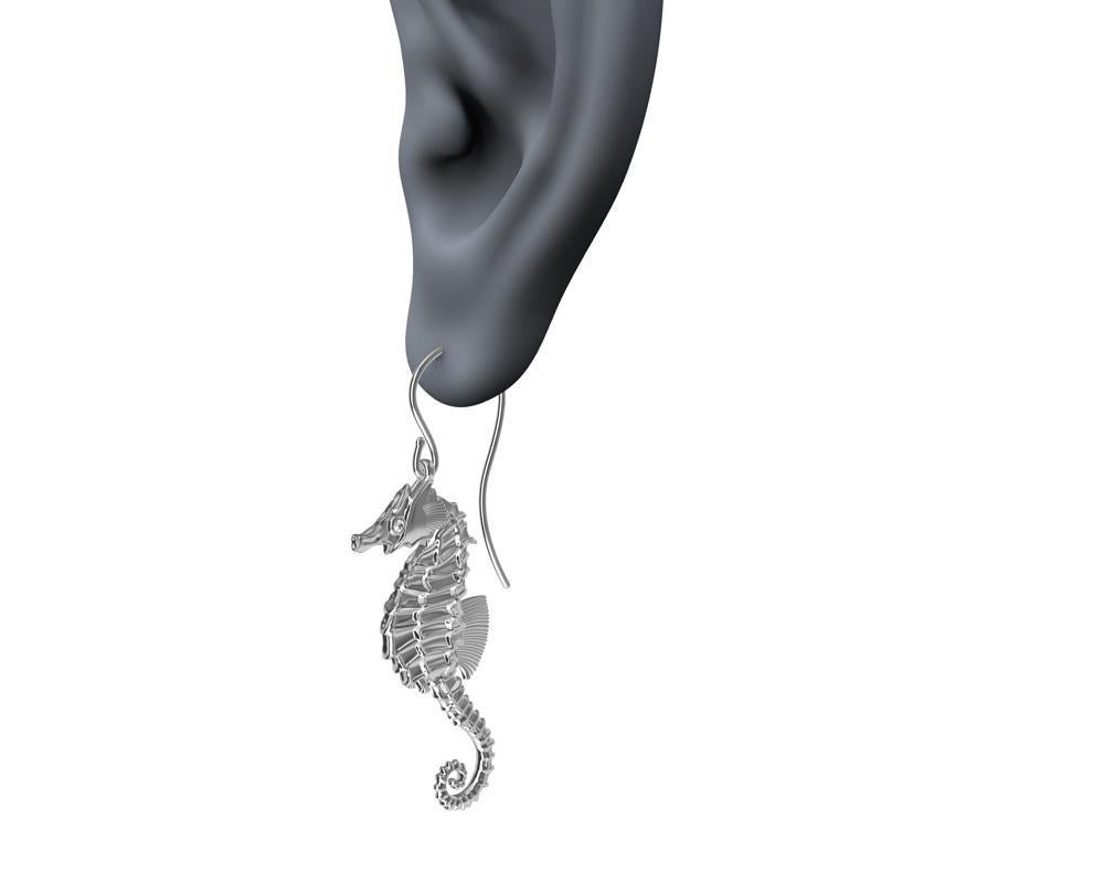 Platinum GIA Diamond Sea Horse Earrings In New Condition For Sale In New York, NY
