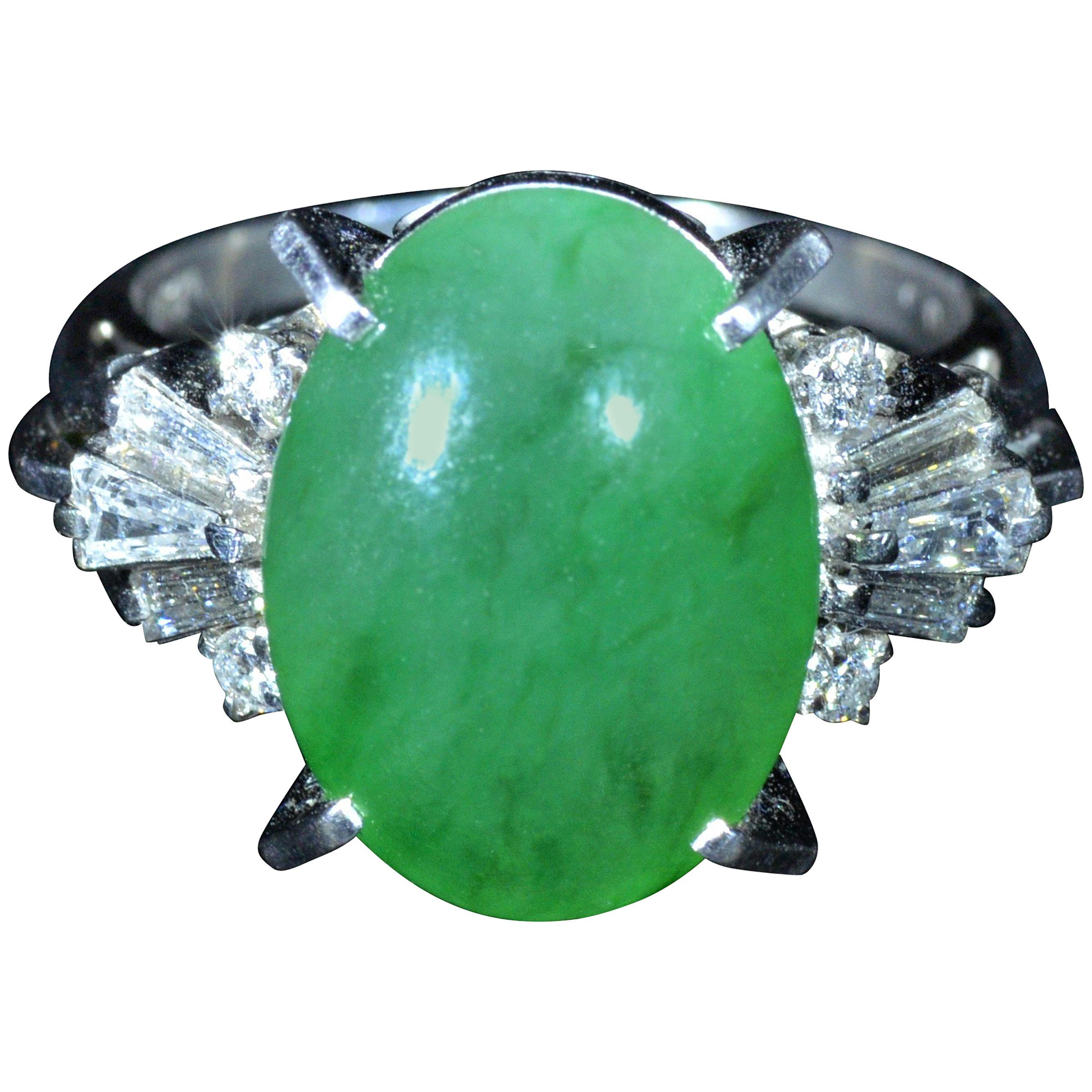 Platinum GIA Graded 12 Carat Natural Jadeite Jade Ring Set with Diamonds For Sale