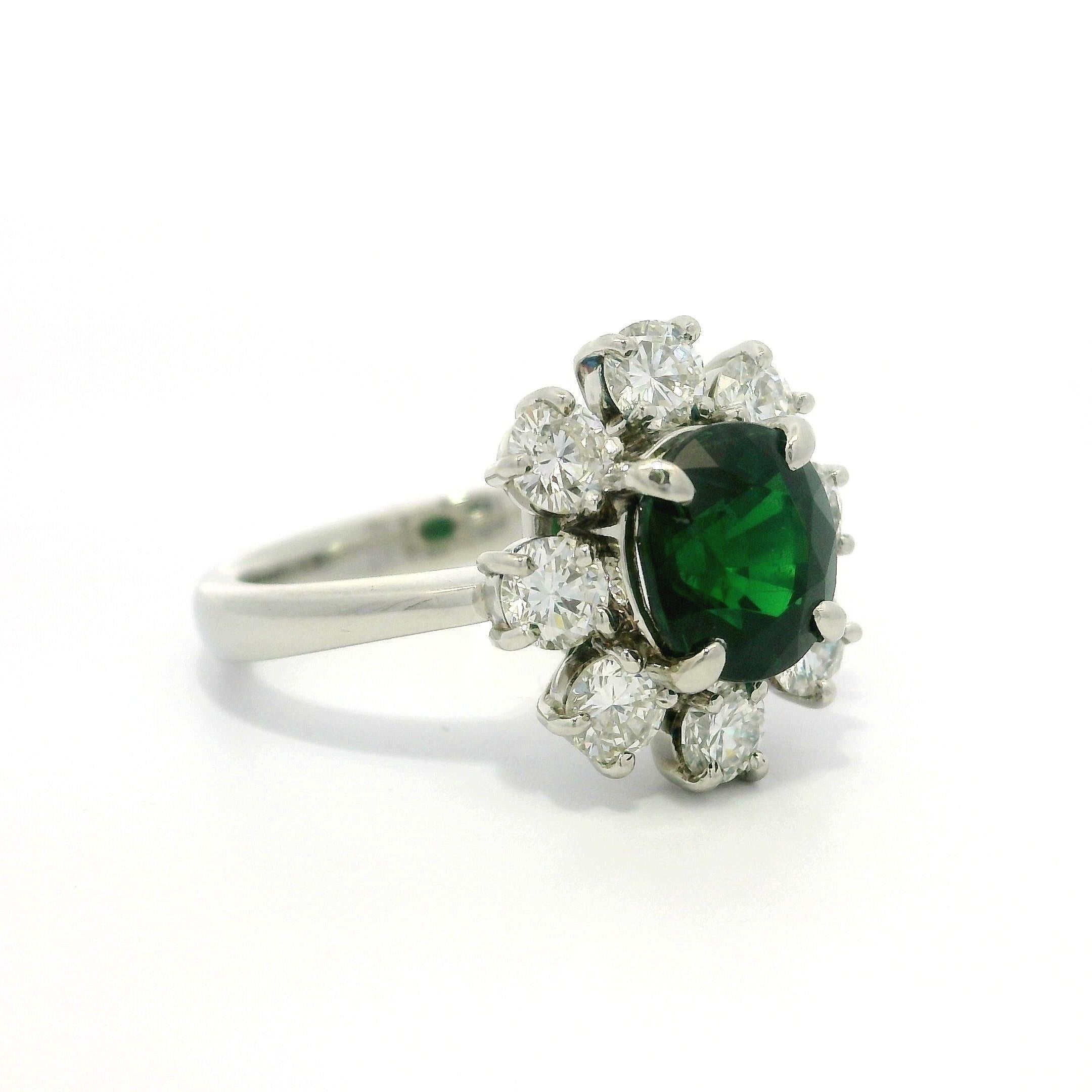 Platinum GIA High Quality 3.21ctw Tsavorite w/ Diamond Halo Flower Cluster Ring en vente 5
