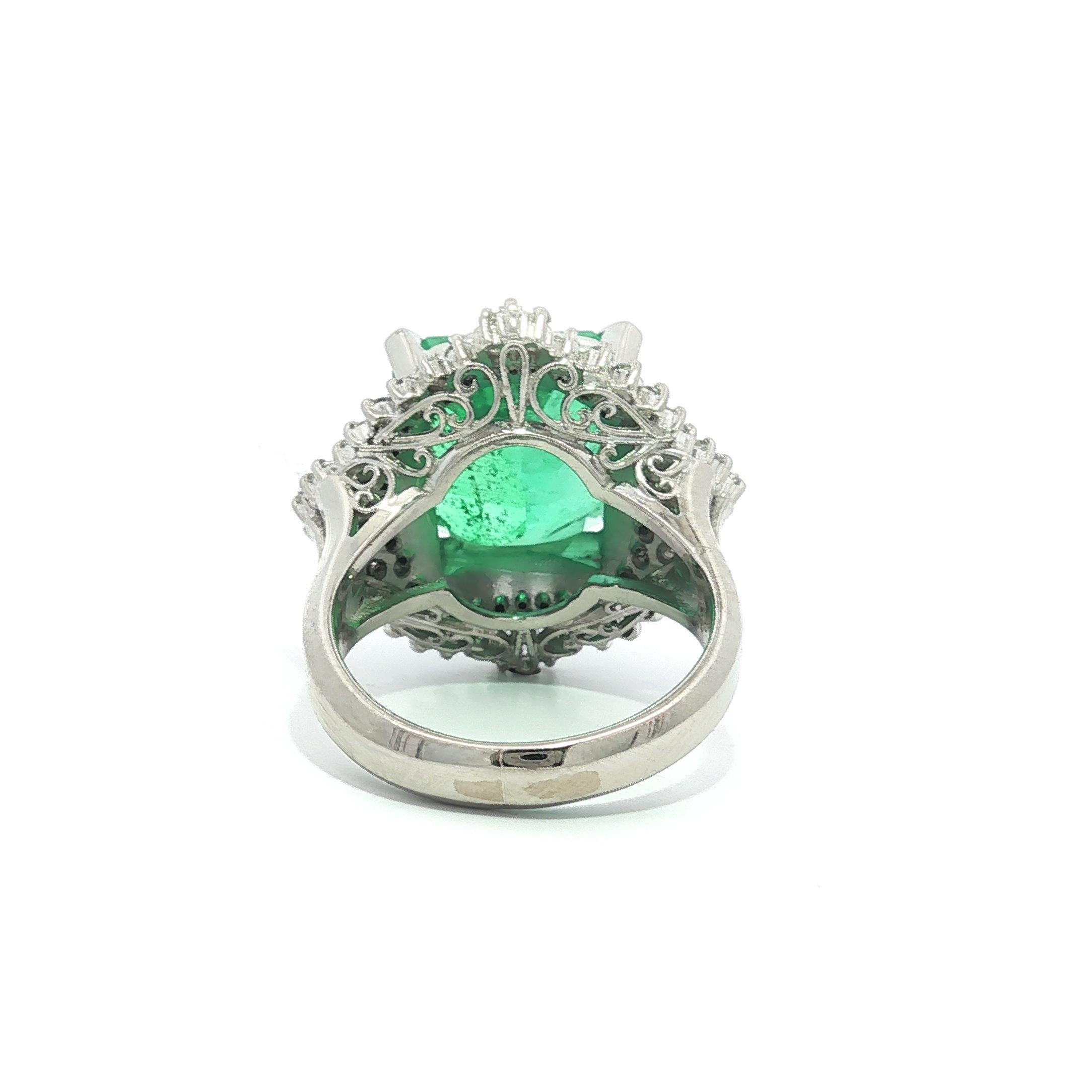 Bague ballerine en platine GIA 7.38ctw très fine émeraude colombienne avec diamant en vente 1