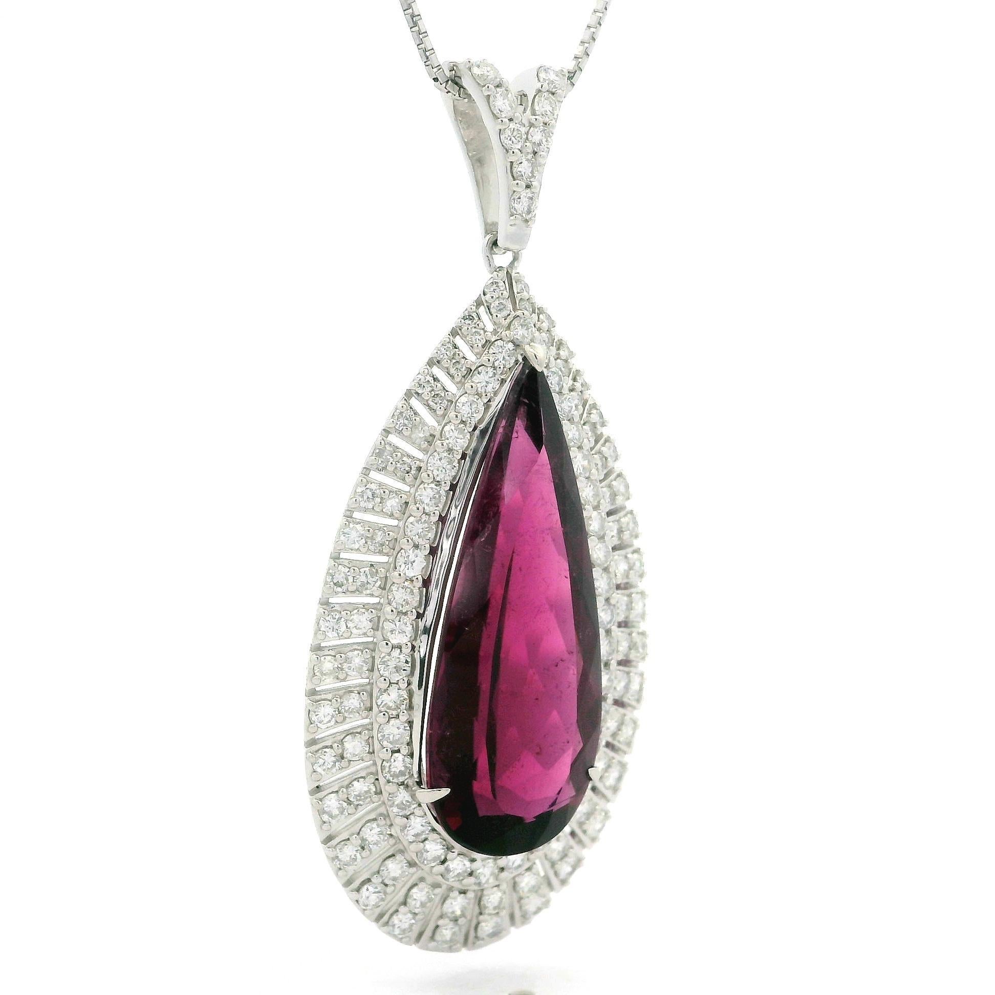Collana con ciondolo in platino GIA a forma di pera grande con tormalina rubellite e diamanti in vendita 1