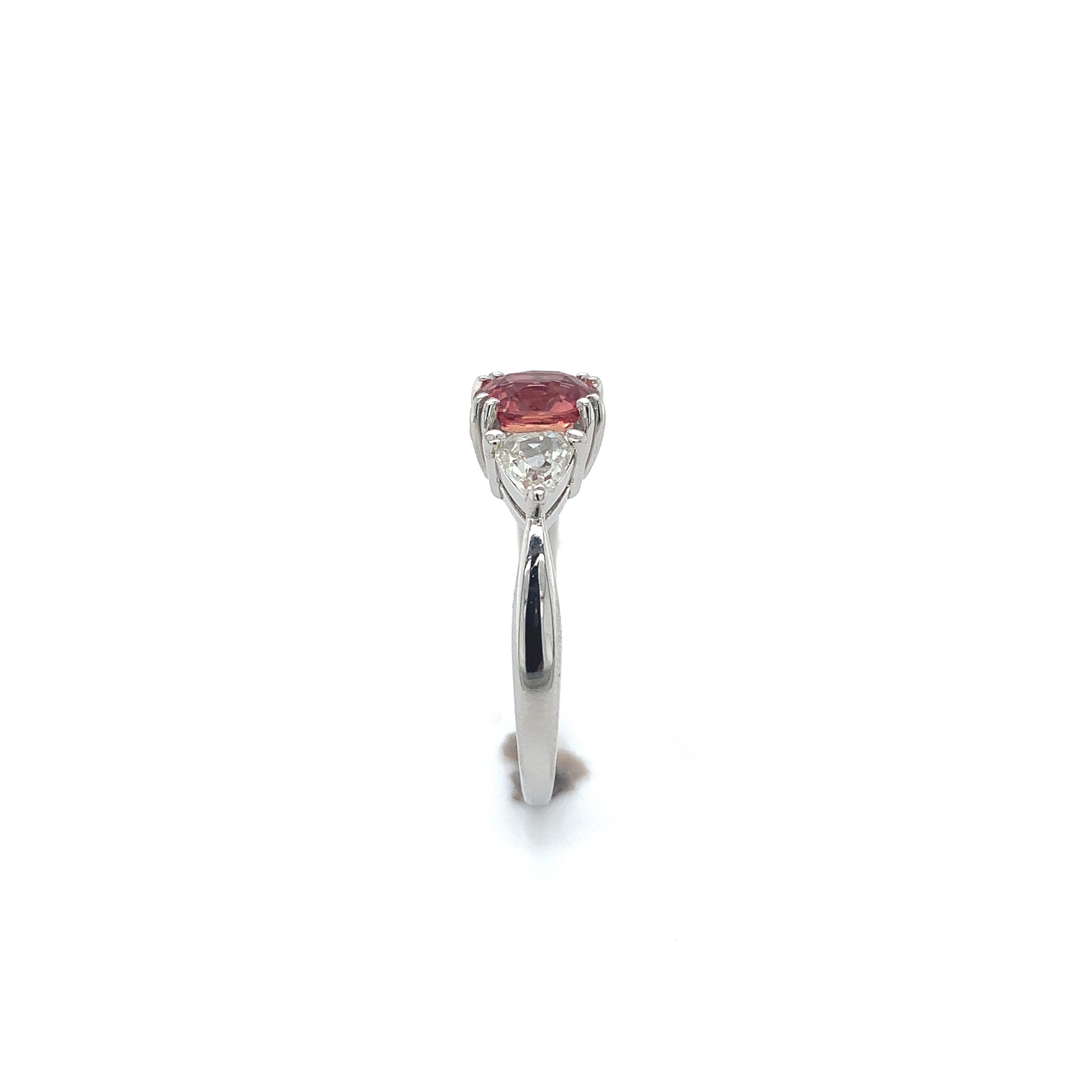 Platinum GIA Natural 1.03 carat Padparadscha Sapphire Ring In New Condition For Sale In Big Bend, WI