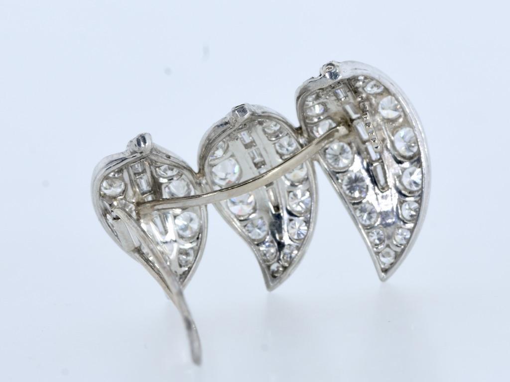 Platine, or et diamant fin à trois feuilles  Barrette vintage à motifs cheveux en vente 6