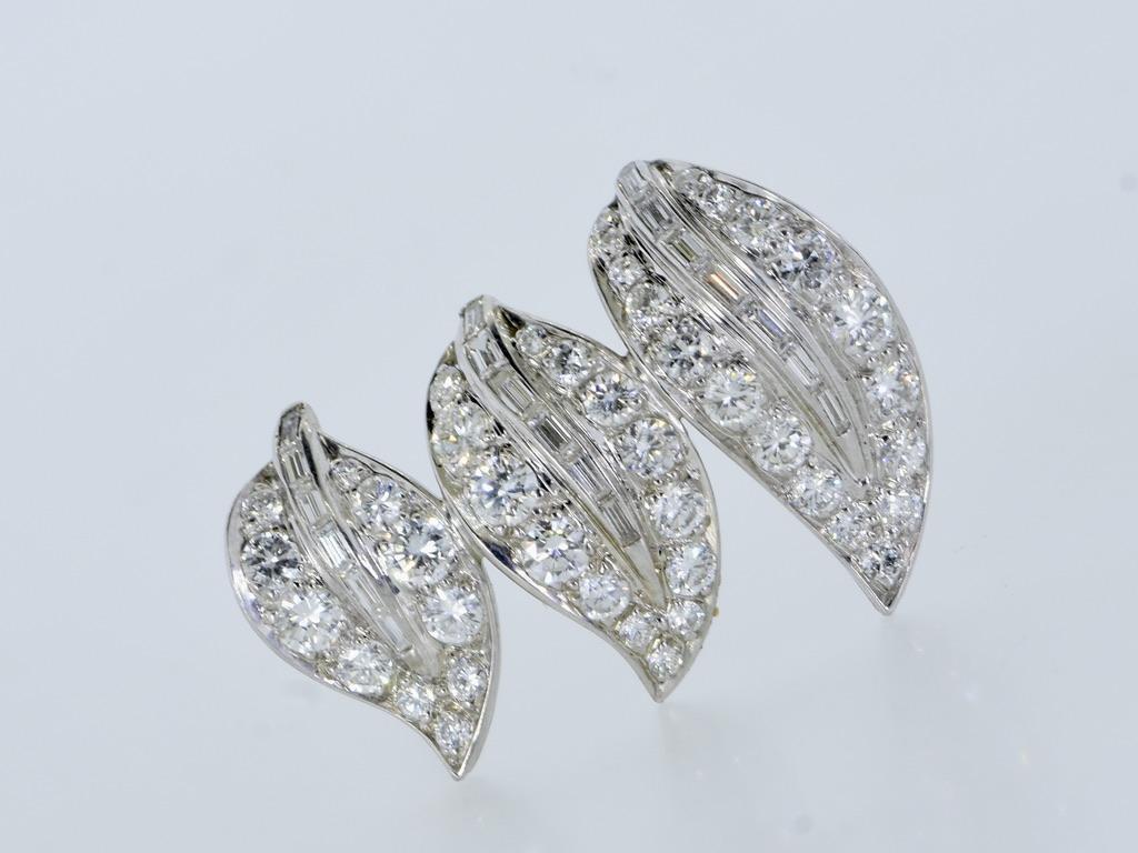 Platine, or et diamant fin à trois feuilles  Barrette vintage à motifs cheveux Bon état - En vente à Aspen, CO