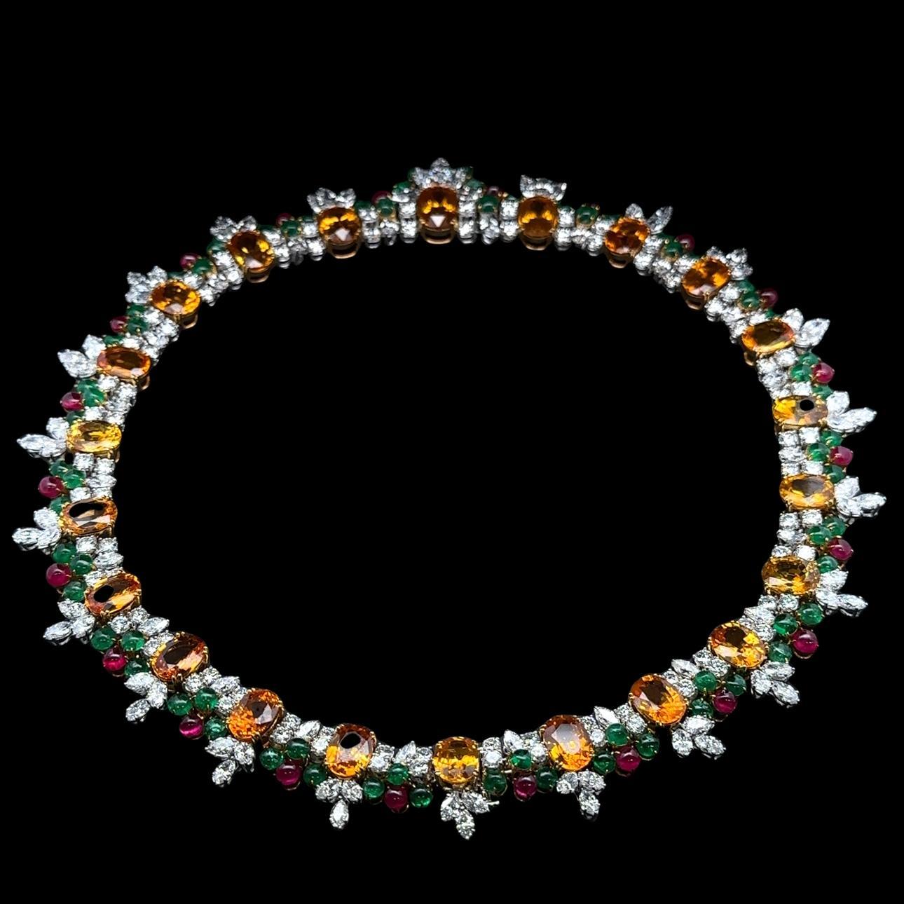 Collana in platino e oro GIA 169,84ctw con zaffiro, smeraldo, rubino e diamanti in vendita 5