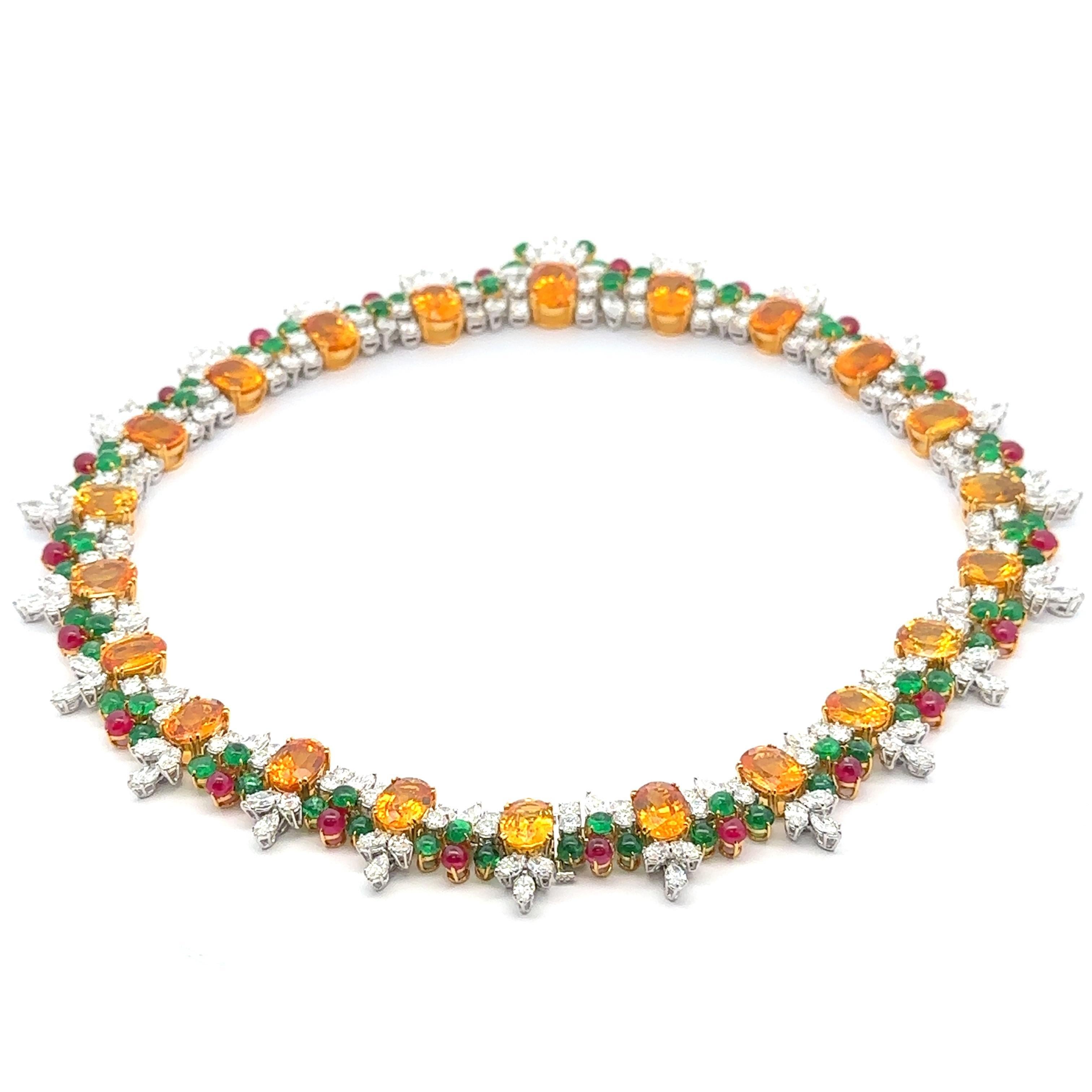 Collana in platino e oro GIA 169,84ctw con zaffiro, smeraldo, rubino e diamanti in vendita 3