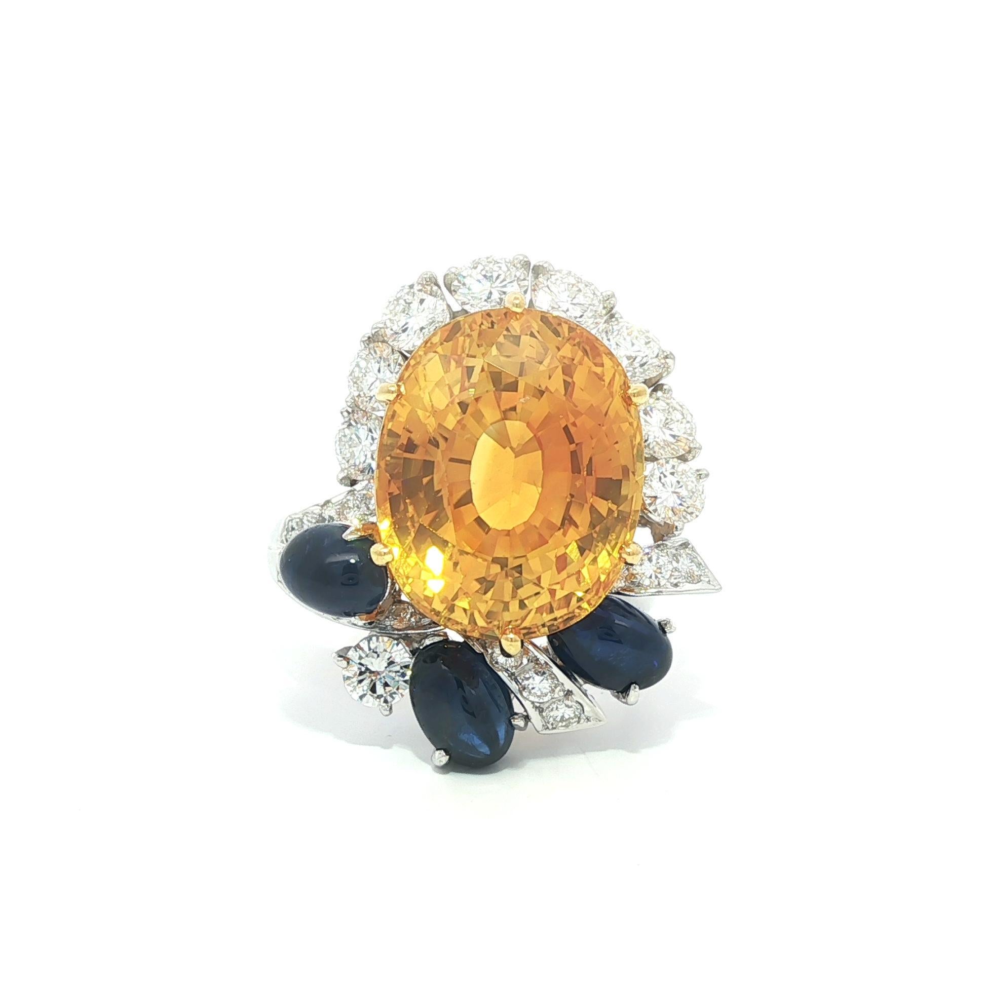 Platinum & Gold GIA 17.59ct Large Yellow Sapphire Blue Sapphire & Diamond Ring For Sale 4
