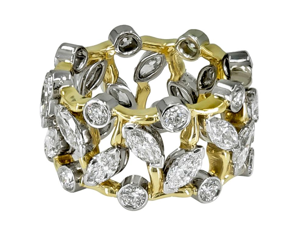 Elegant wide diamond band ring, in the 