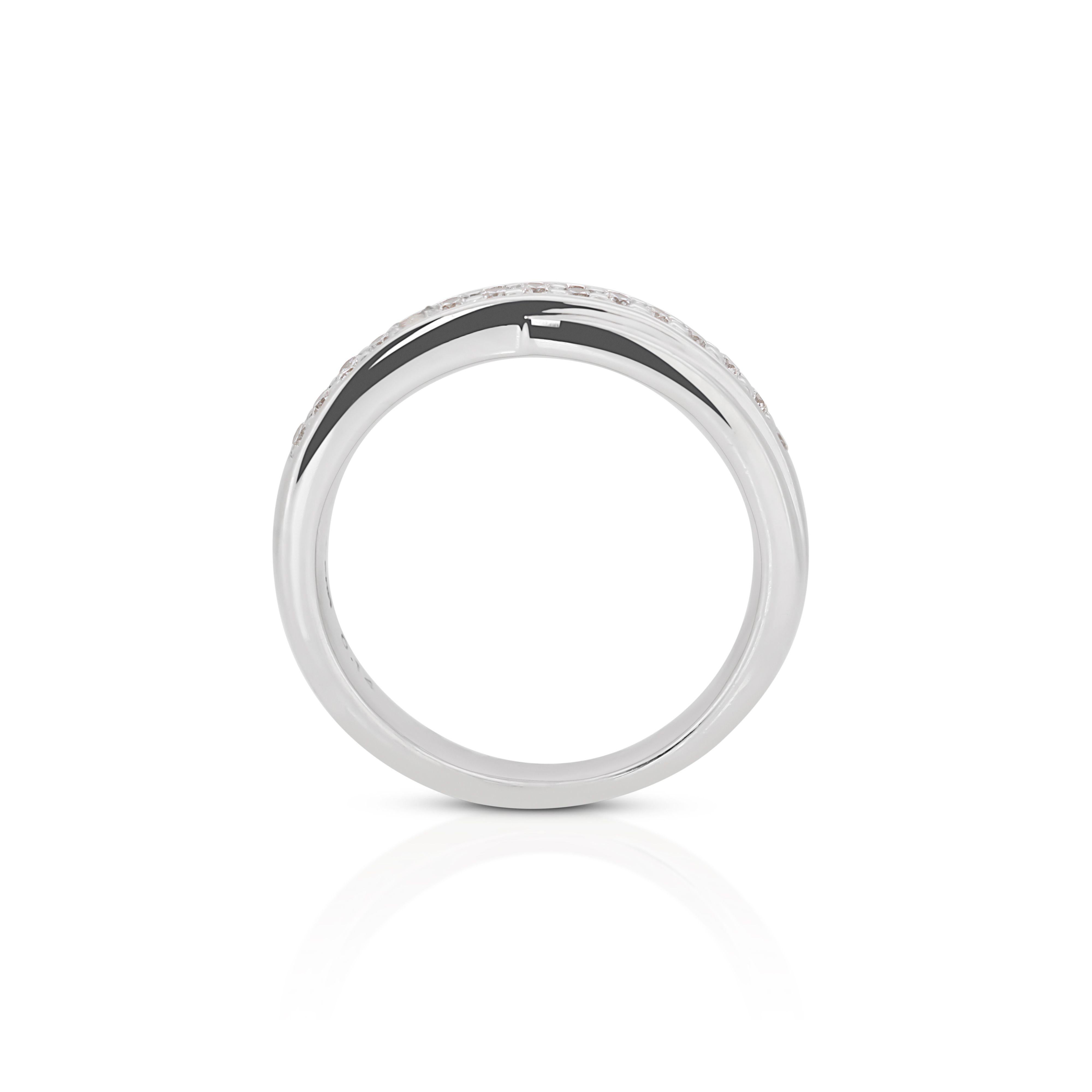 Platinum Half Eternity Diamond Ring In Excellent Condition For Sale In רמת גן, IL