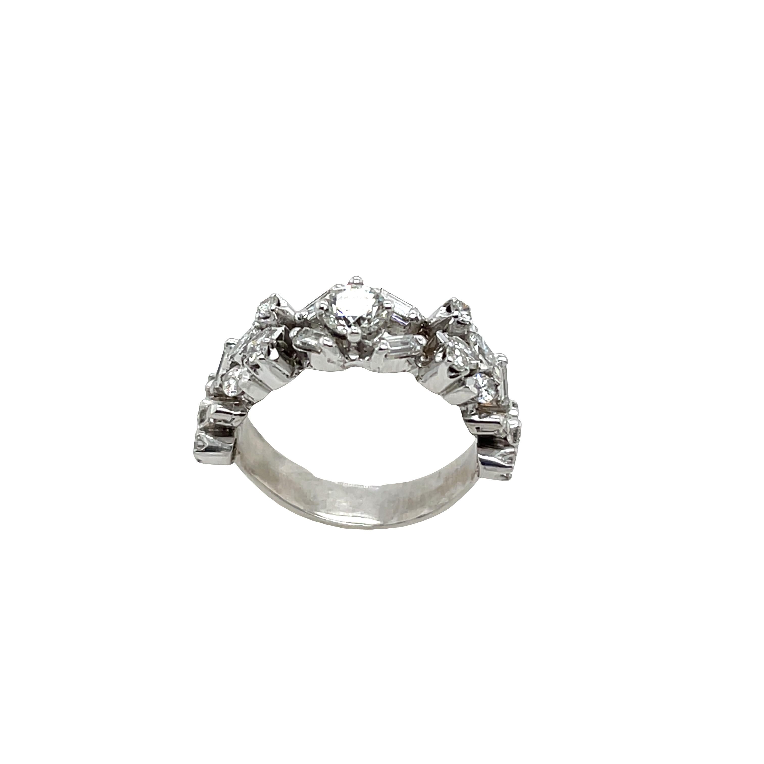 Bague demi-éternité en platine, sertie de 1,35 ct de diamants naturels Pour femmes en vente