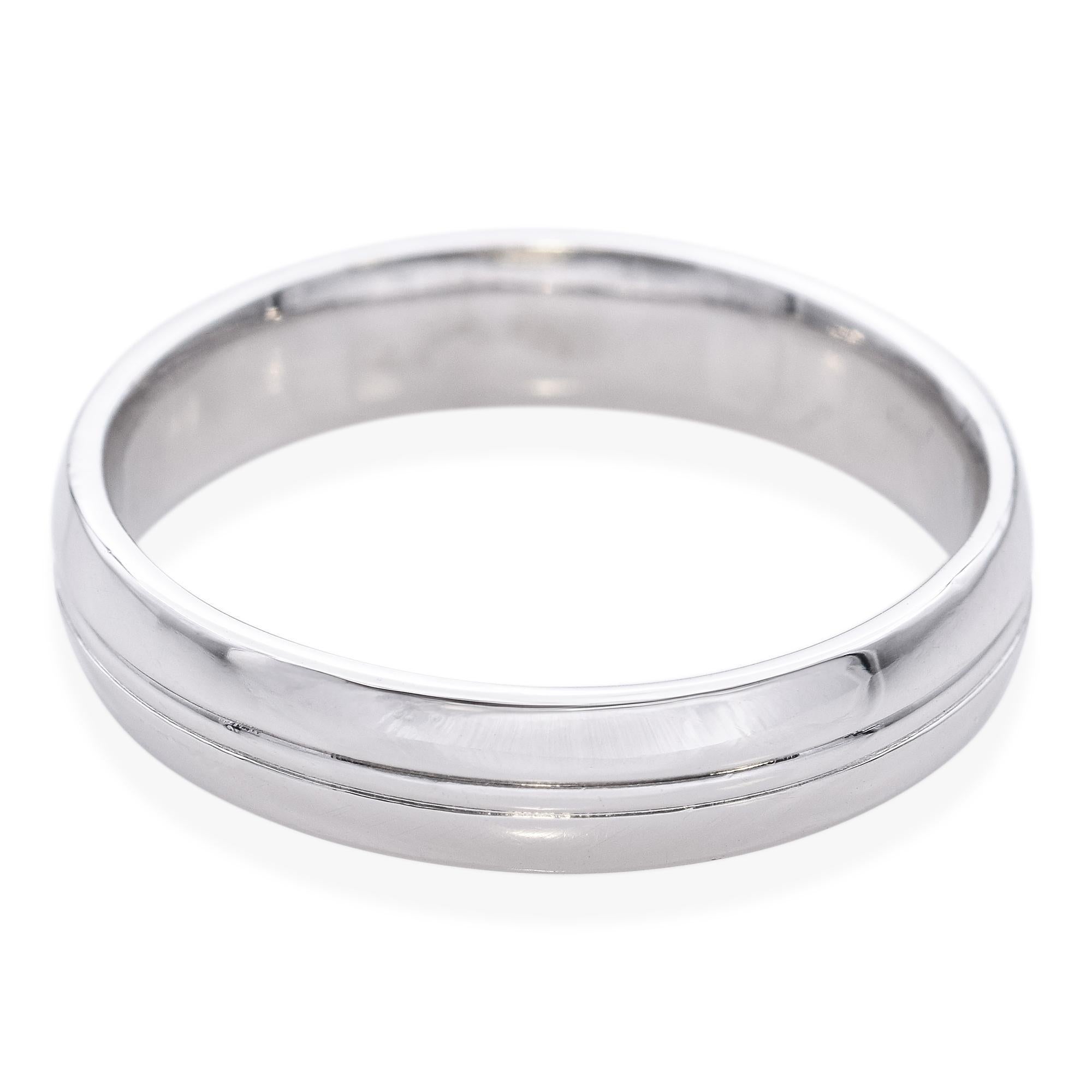 Anillo de boda para hombre con borde semicircular de platino en Bueno estado para la venta en New York, NY
