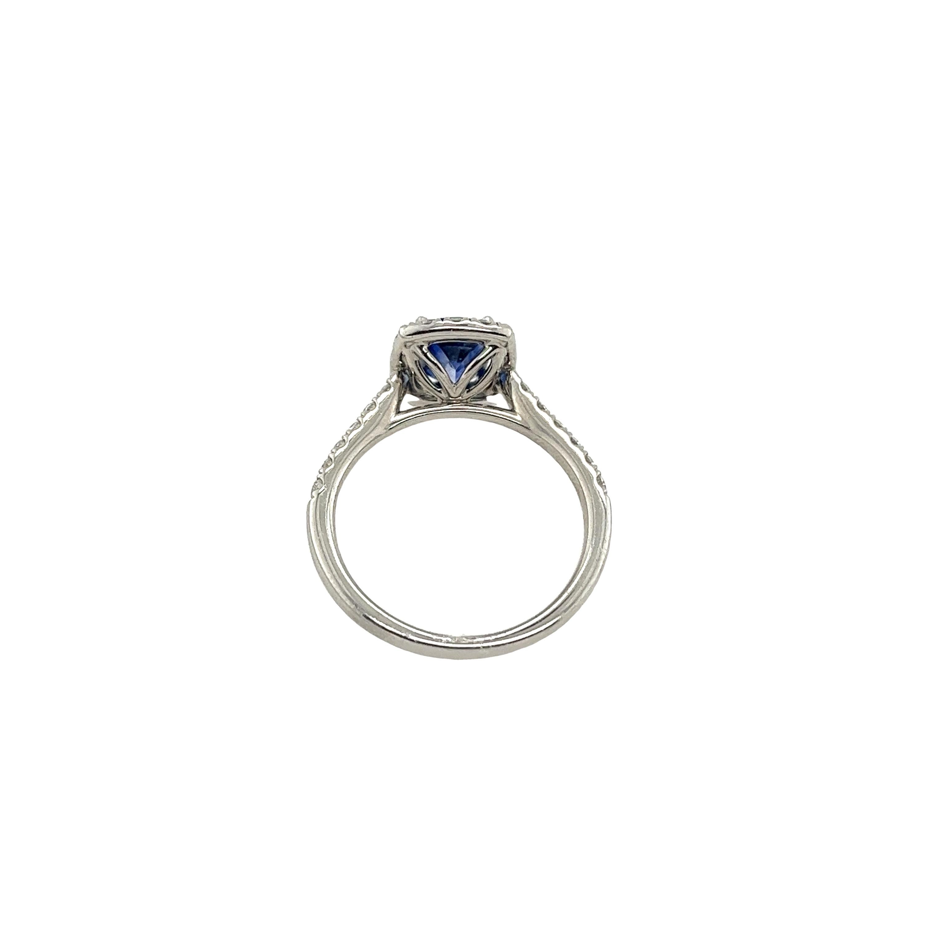 Platinum Halo Diamond & Sapphire Ring Set with 1.04ct Cushion Sapphire For Sale 3