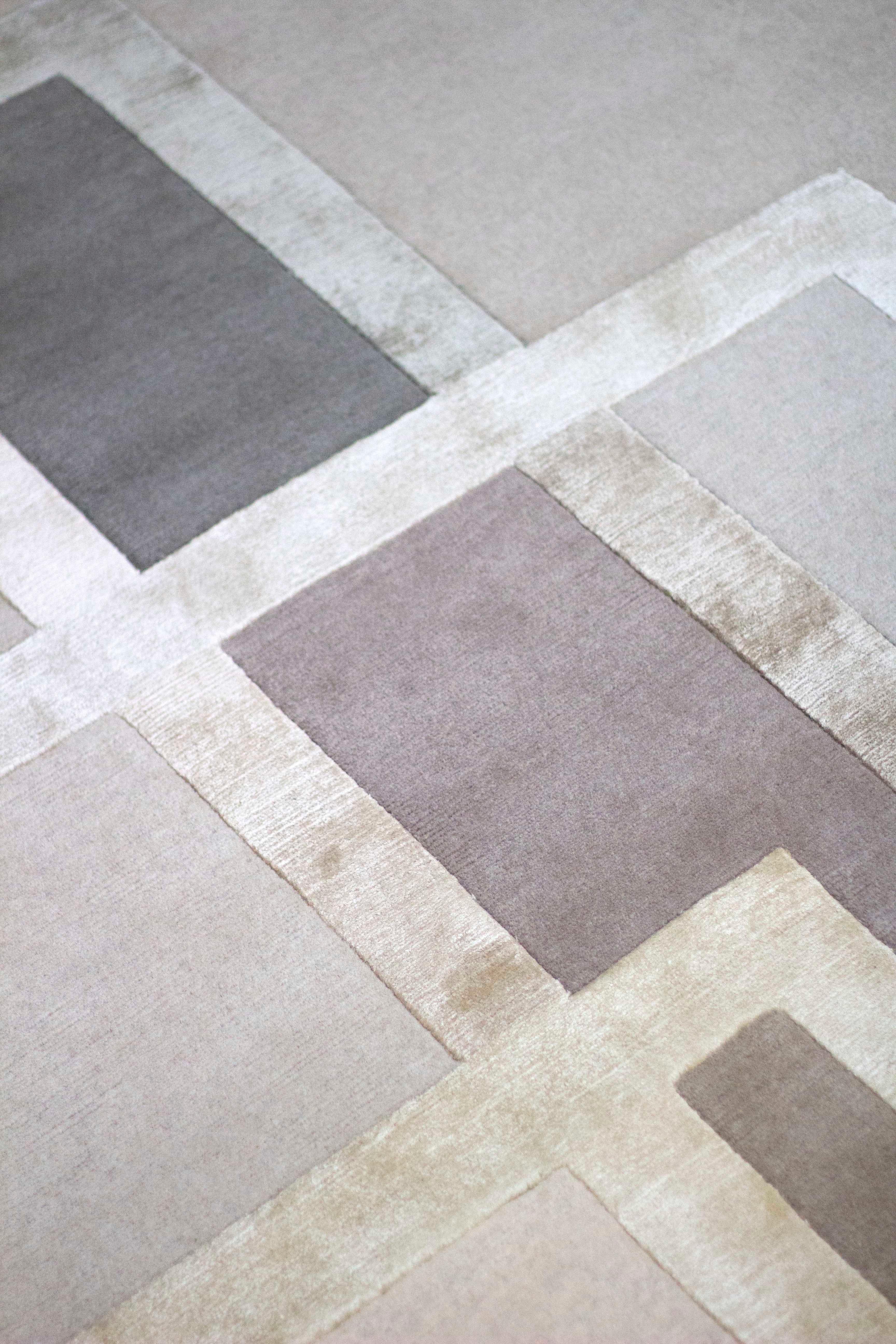 Modern Platinum Hand-Knotted 12x9 Rug in Wool and Silk by David Rockwell For Sale