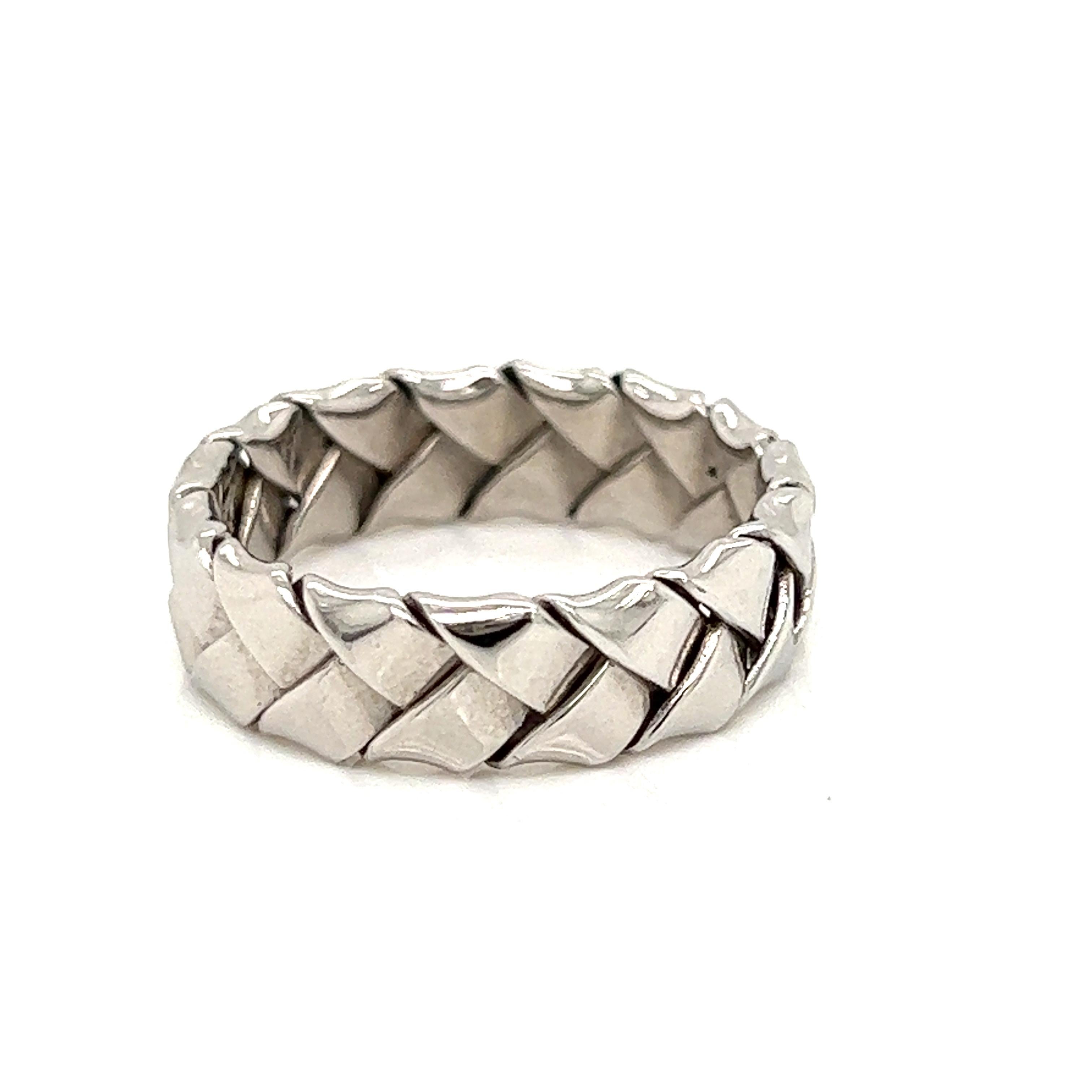Exquisitely hand woven platinum eternity band. . A stunning wedding band, anniversary ring, stackable ring or just because.  8.9 grams of platinum and 6 mm wide.

The ring size is US 7.25  Because this is an eternity band we do not recommend