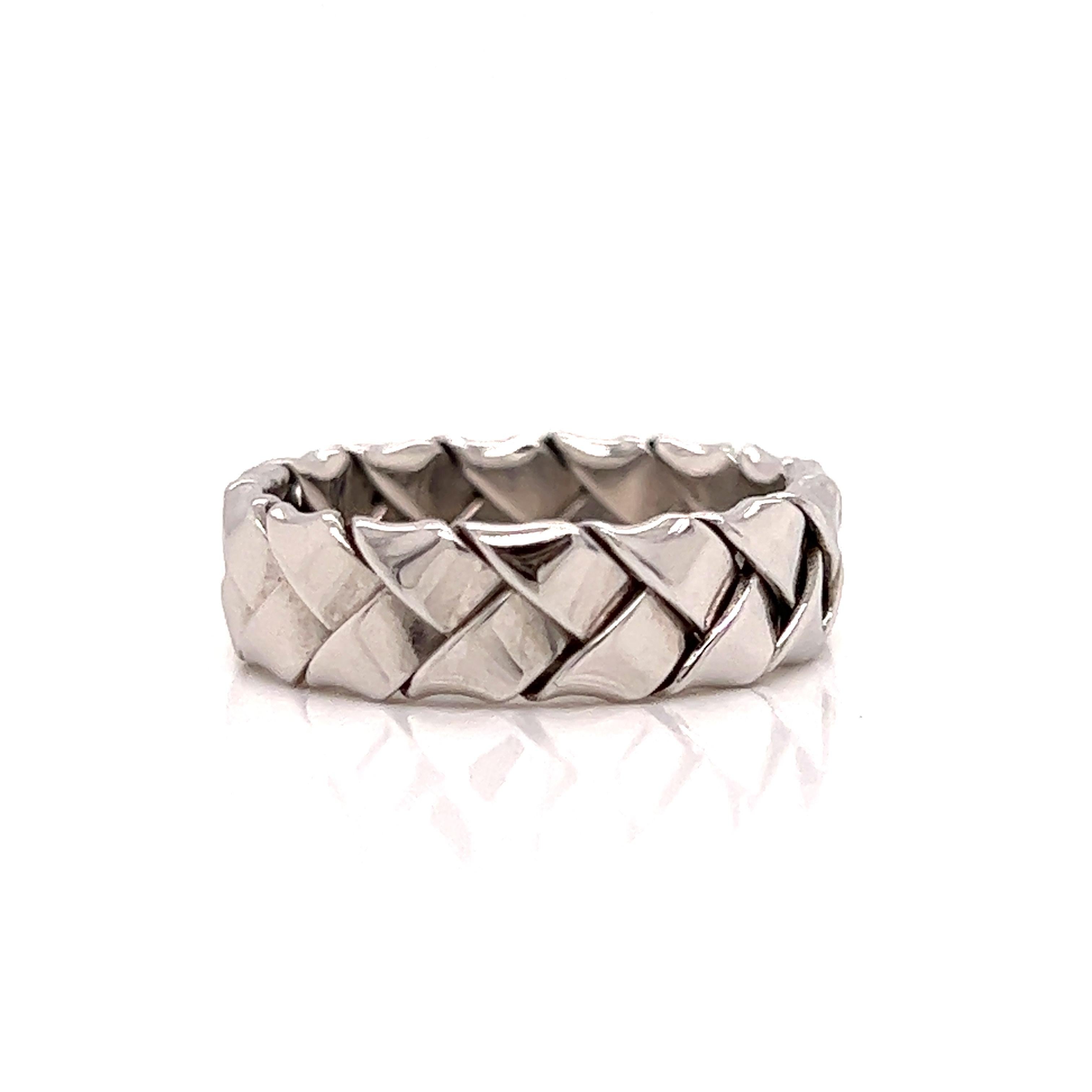 Platinum Hand Woven Eternity Ring In Excellent Condition For Sale In Derby, NY