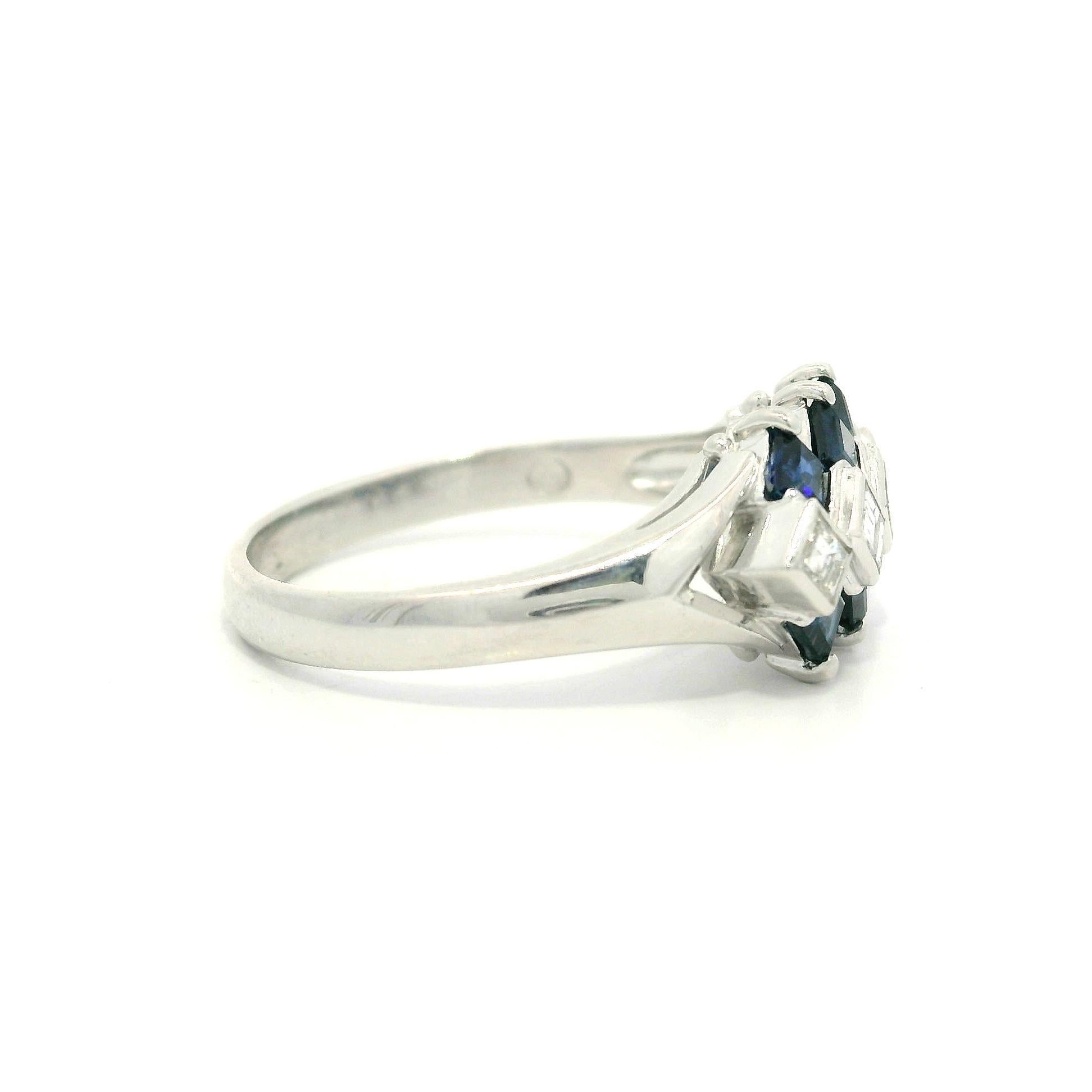 Platin hohe Qualität 1,19ctw Quadratischer Stufenschliff Saphir & Diamant Geometrischer Ring im Angebot 6