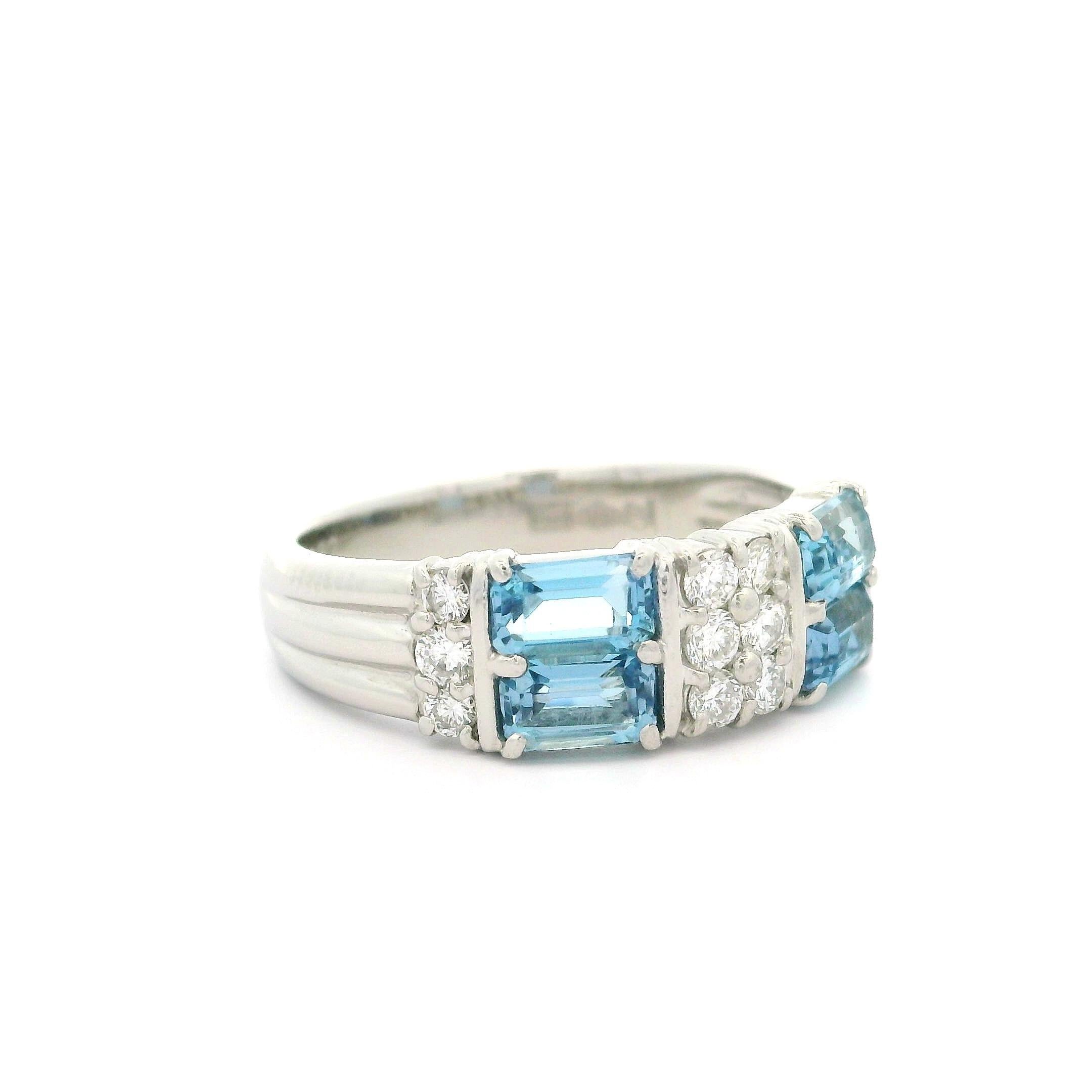 Anello in platino di alta qualità con acquamarina e diamanti taglio smeraldo da 1,37 ct. in vendita 4