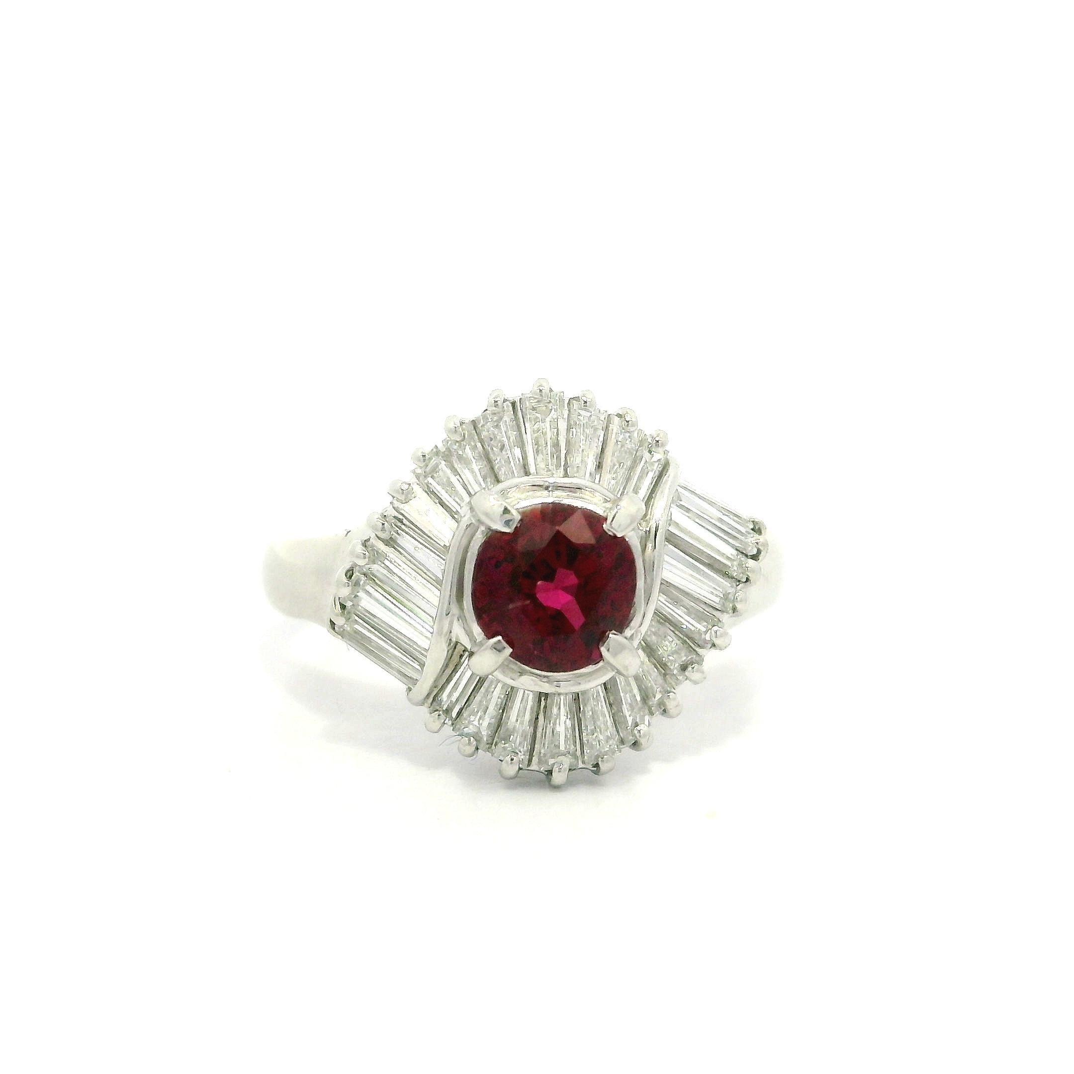 Platin Hochwertiger GIA 1,81ct Lebendiger Feuriger Roter Rubin Baguette Diamant Wrap Ring Damen im Angebot