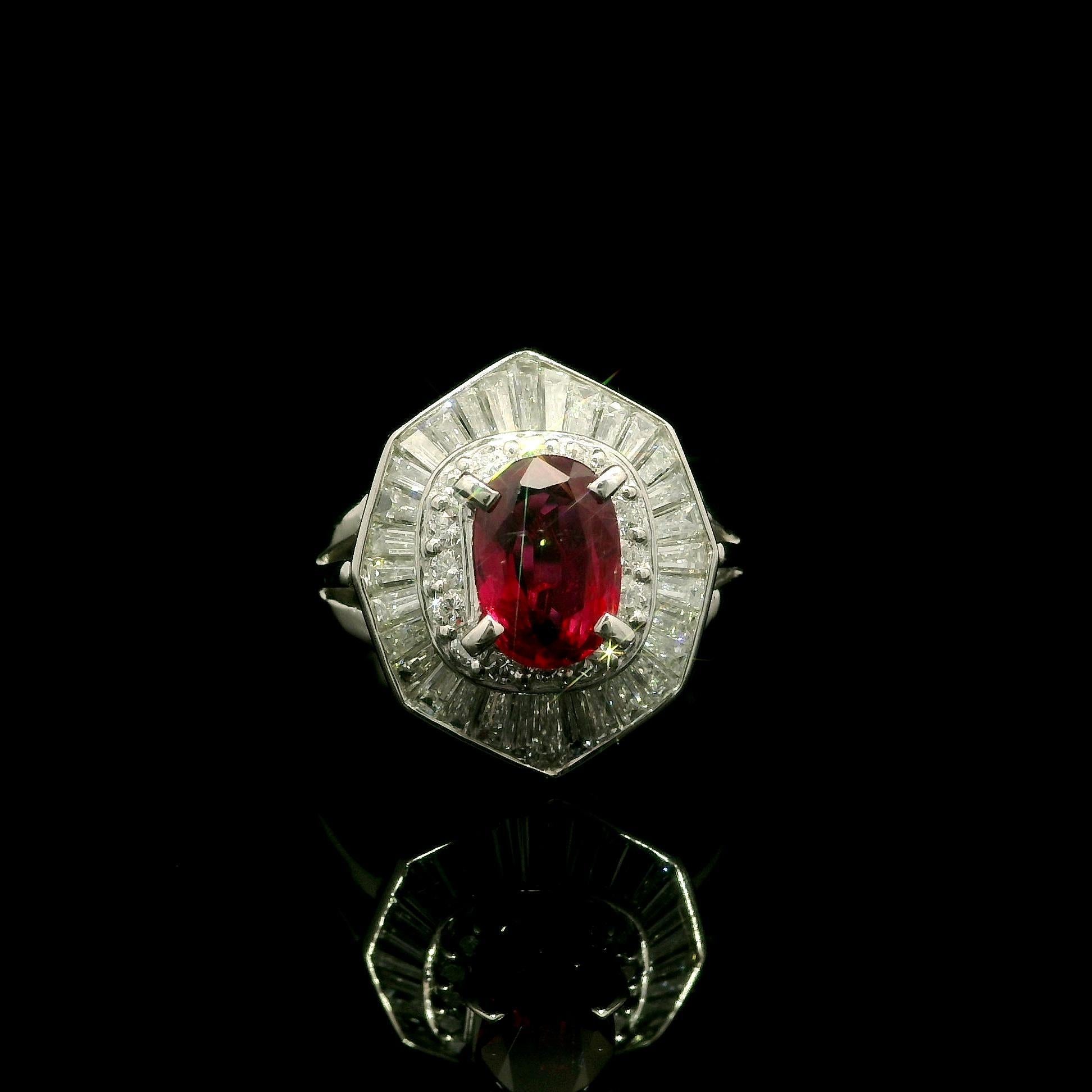 Platin Hohe Qualität GIA 2,22ct keine Hitze Oval Rubin Diamant Halo Ballerina Ring im Angebot 6