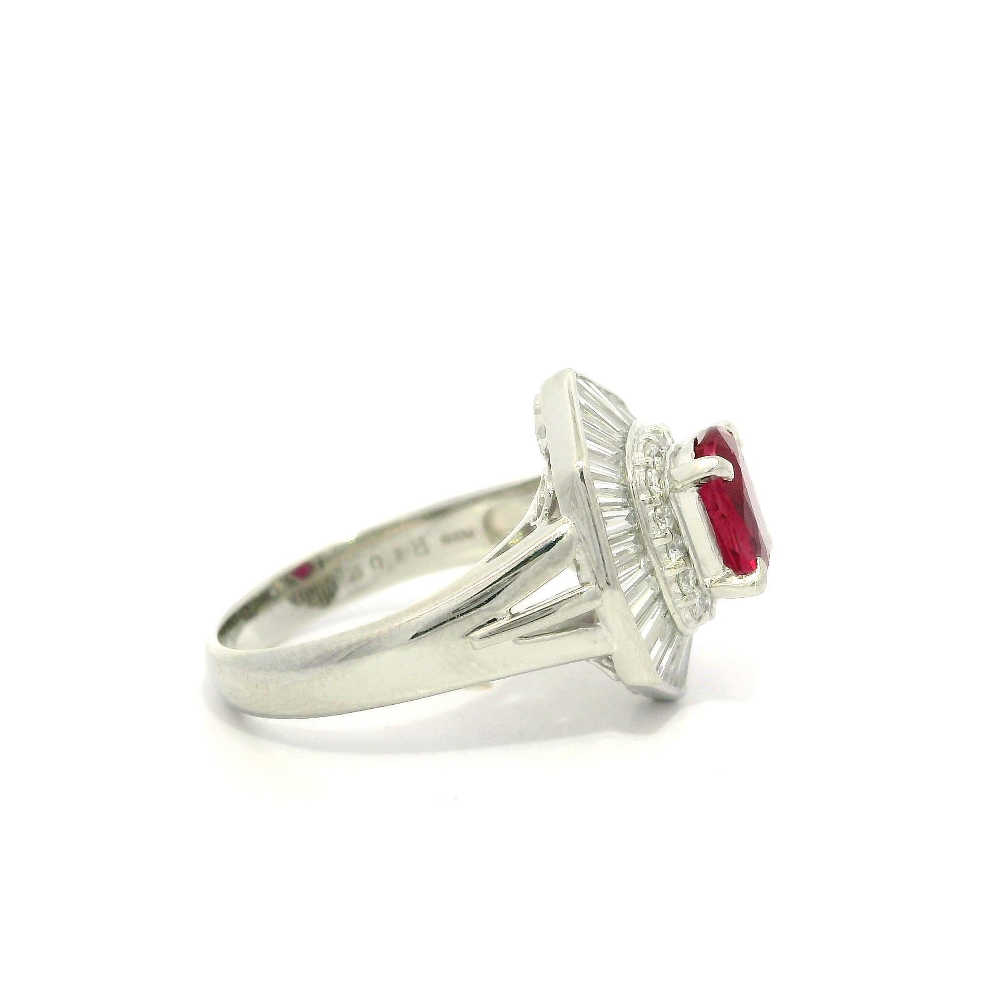 Platin Hohe Qualität GIA 2,22ct keine Hitze Oval Rubin Diamant Halo Ballerina Ring im Angebot 2