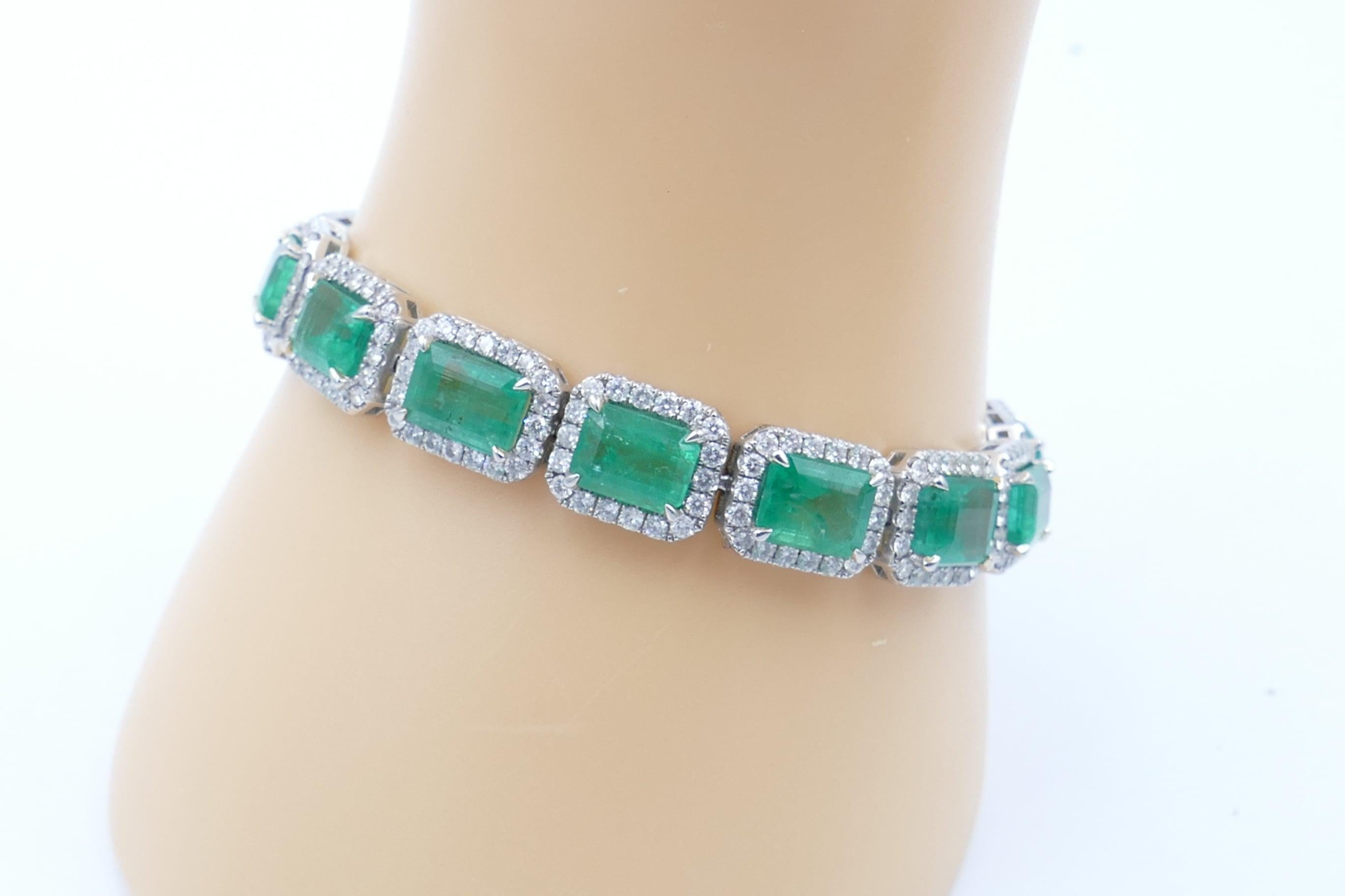 Mixed Cut Platinum High Quality Multi Emerald and Diamond Bracelet For Sale