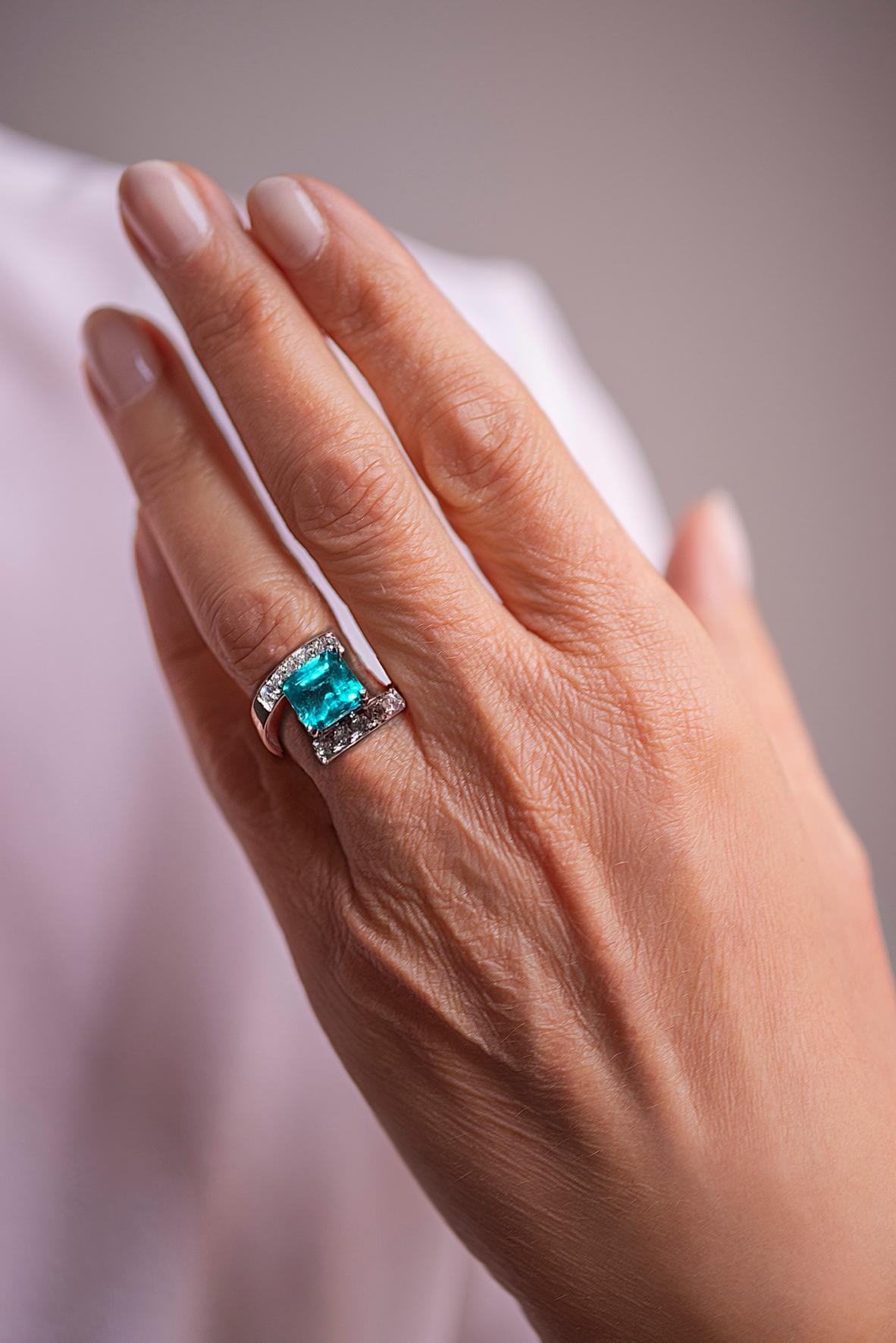 Emerald Cut Platinum IGN Certified 2.10 Carat Emerald 0.56 White Diamonds Cocktail Ring For Sale