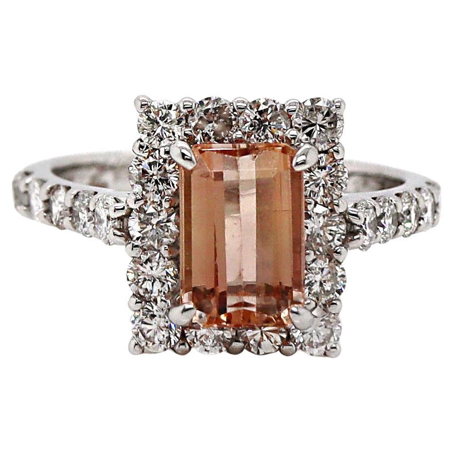 Anillo de Platino con Topacio Imperial y Diamantes