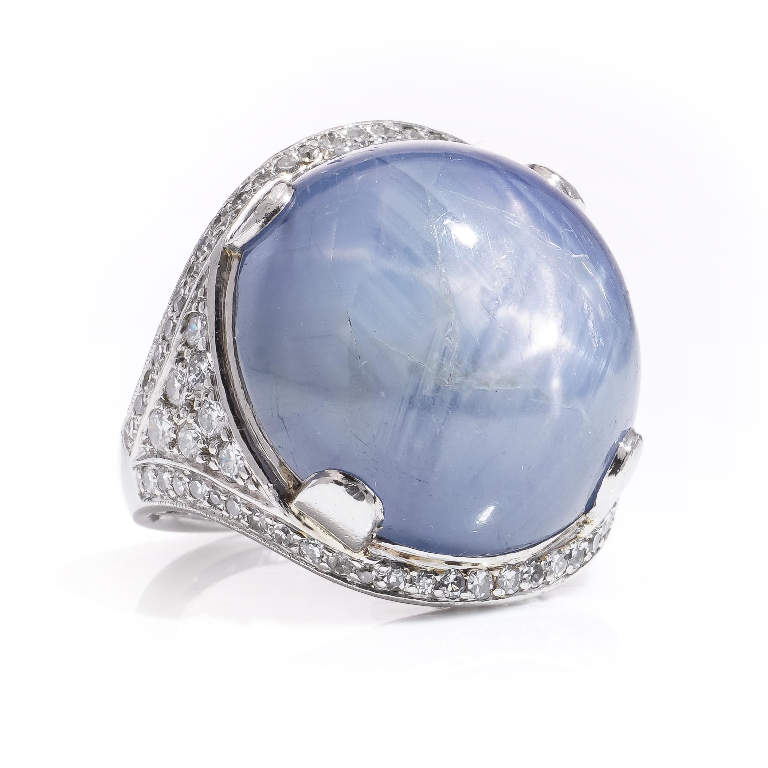 Platinum ladies' dome ring with 46 cts. of round natural cabochon sapphire For Sale 1