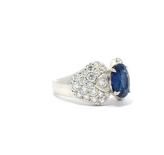 Platin Damenring mit Saphir und Diamanten