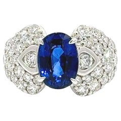 Bague de femme en platine avec saphir et diamants