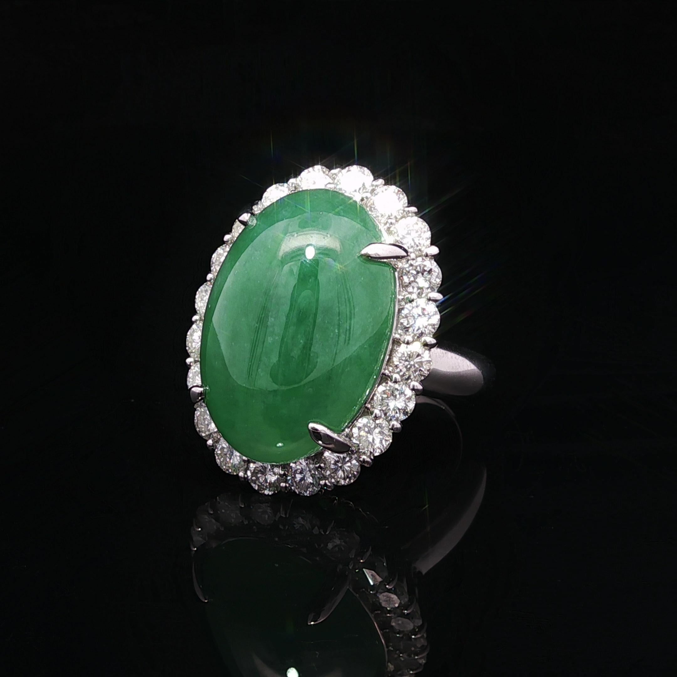 Platin große GIA 24,03ctw Burma Grün A Jade w / Diamant Halo schweren Ring im Zustand „Hervorragend“ im Angebot in Montclair, NJ