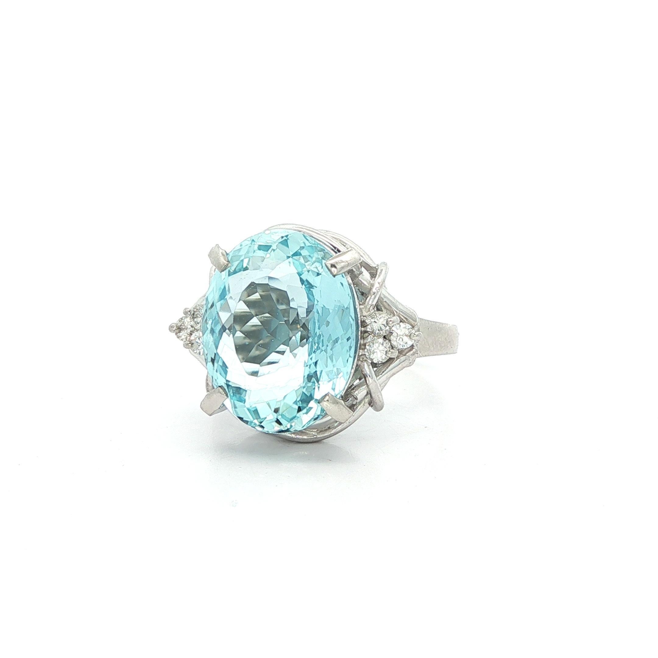 Platinum Large Oval Blue Aquamarine w/ Diamond Accents 5.59ctw Ring For Sale 1