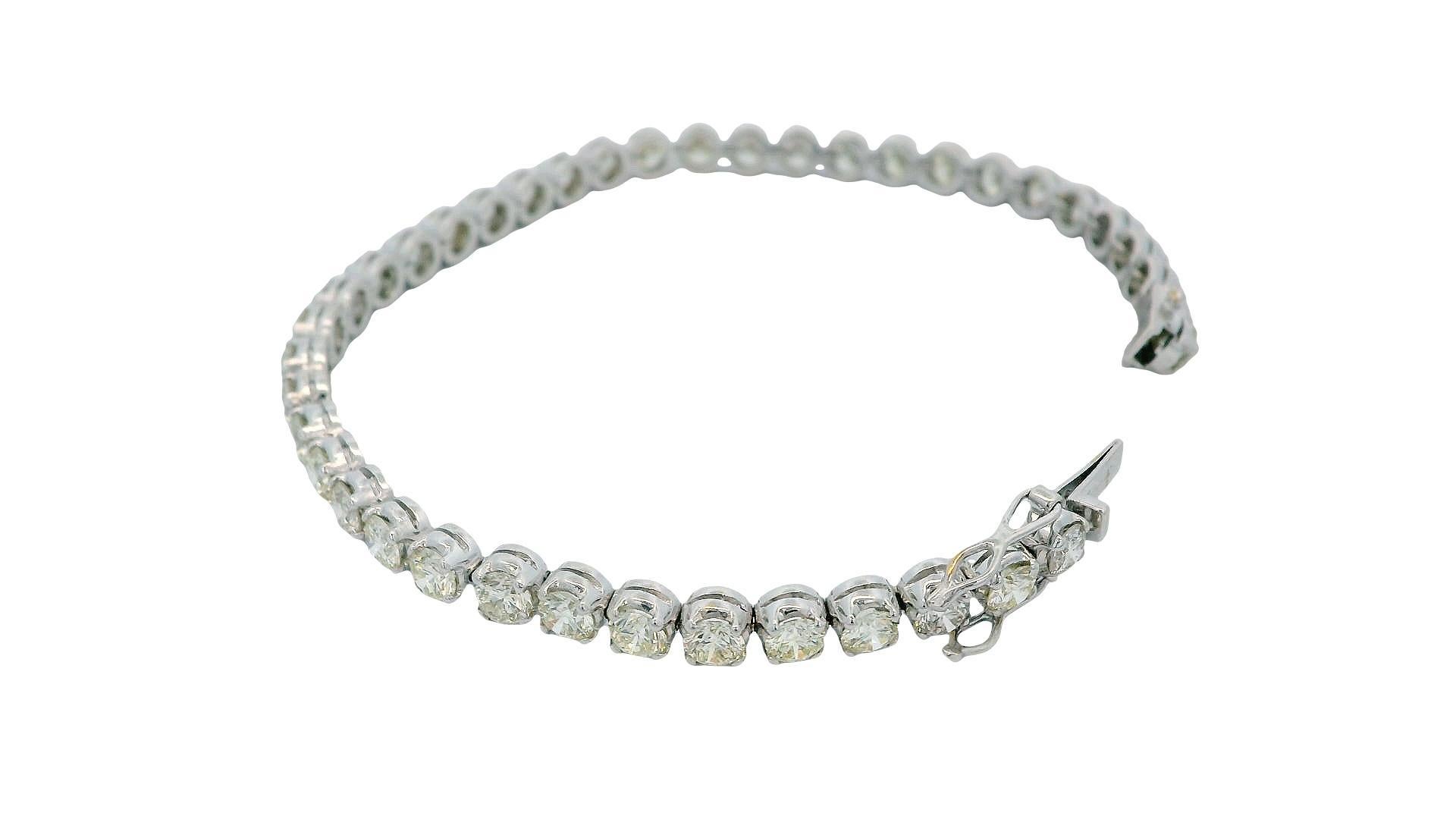 Pulsera Línea Platino Con Diamante 6.8Ct en Bueno estado para la venta en Great Neck Plaza, NY