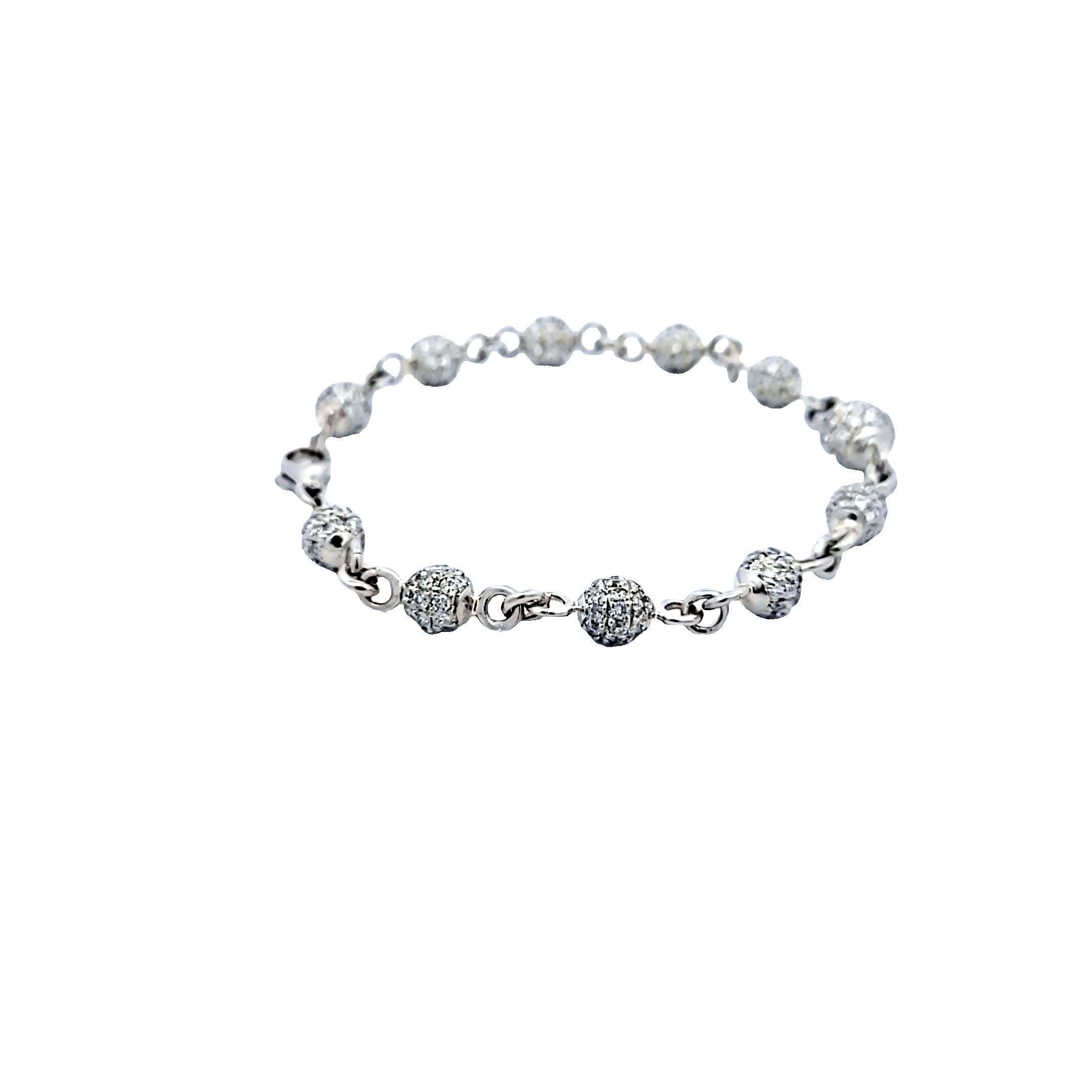 Pulsera de eslabones de platino con esferas de diamantes brillantes redondos G-SI1 de 13,60 ct en Nuevo estado para la venta en New York, NY
