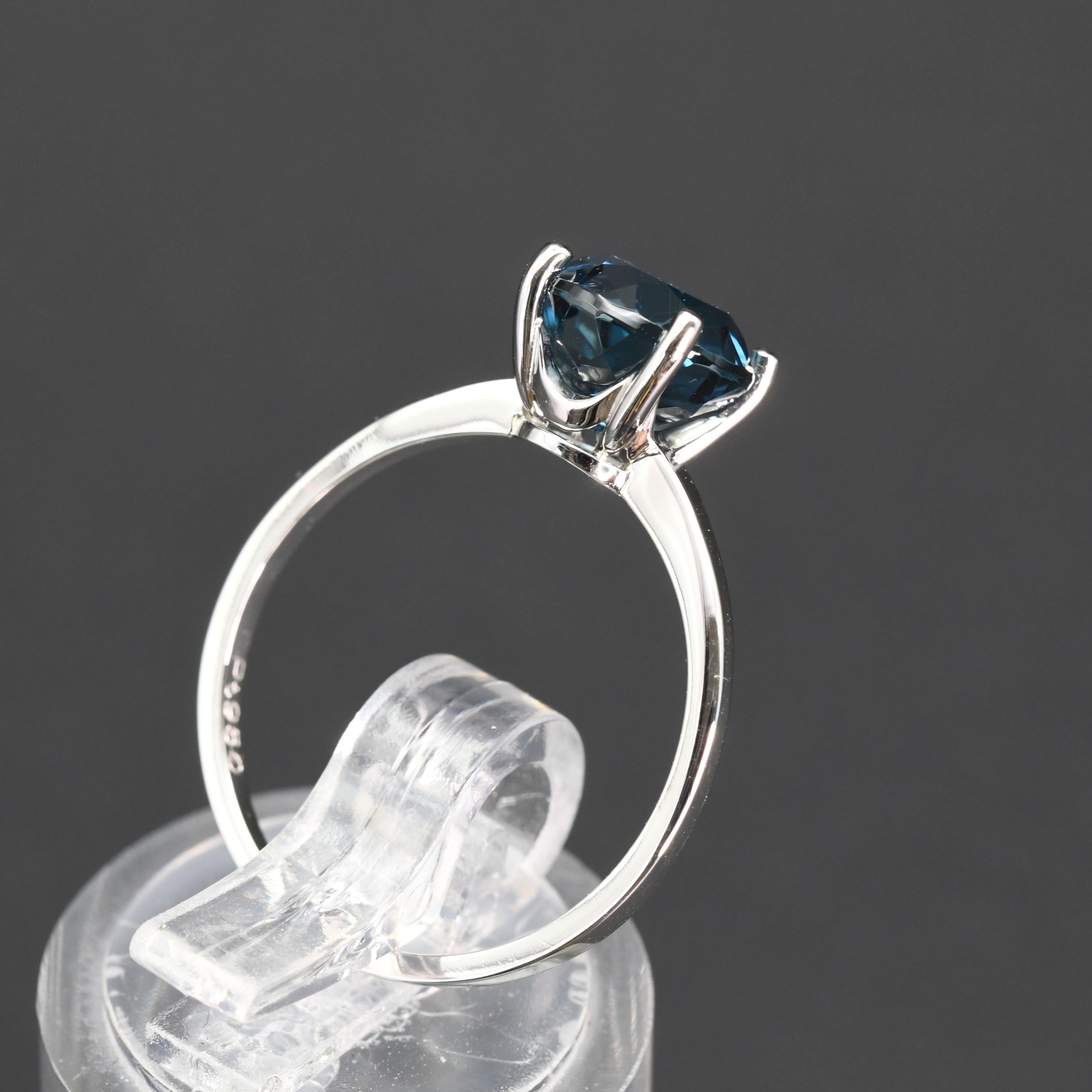 Platinum London Blue Topaz Ring In New Condition For Sale In 徳島市, JP