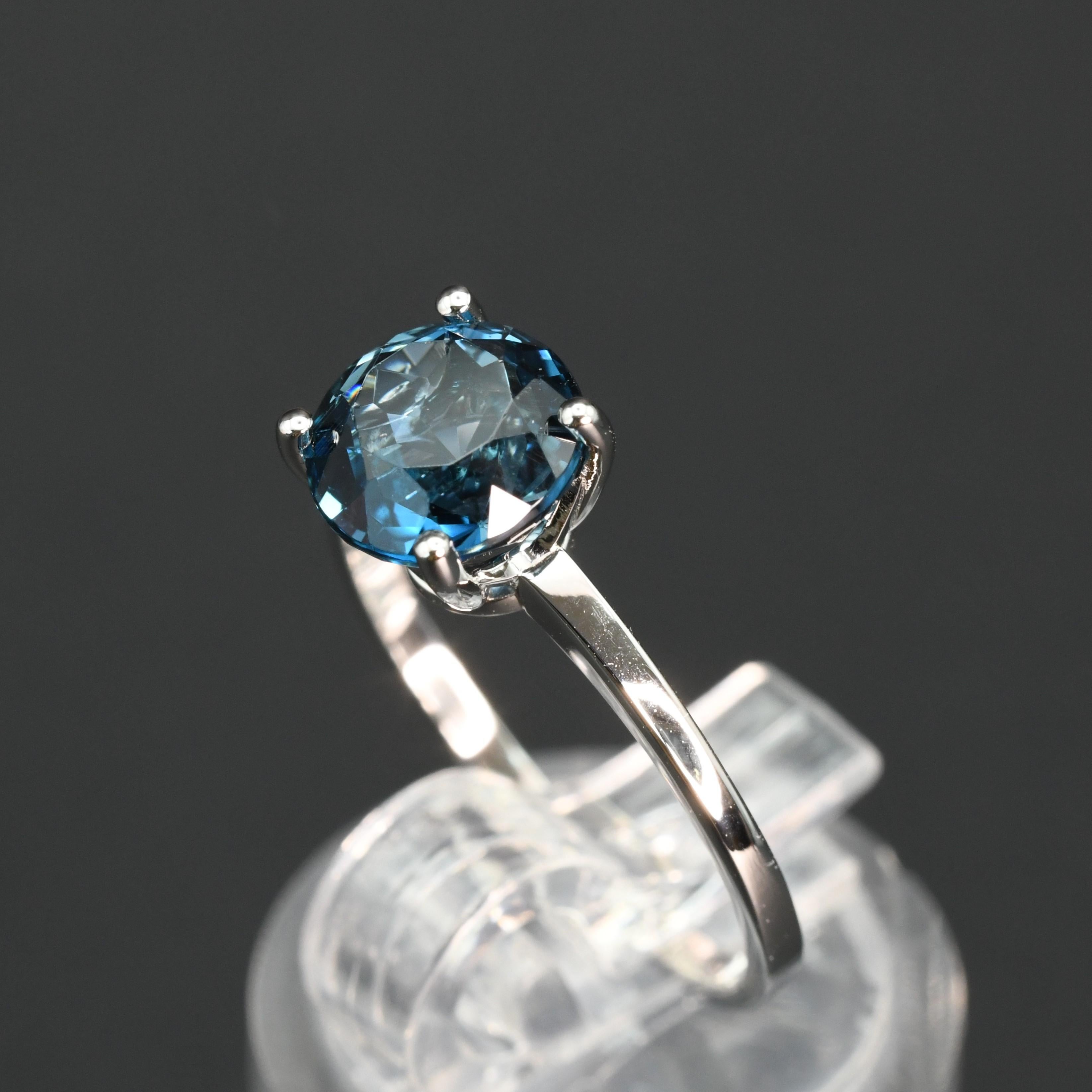 Women's Platinum London Blue Topaz Ring For Sale
