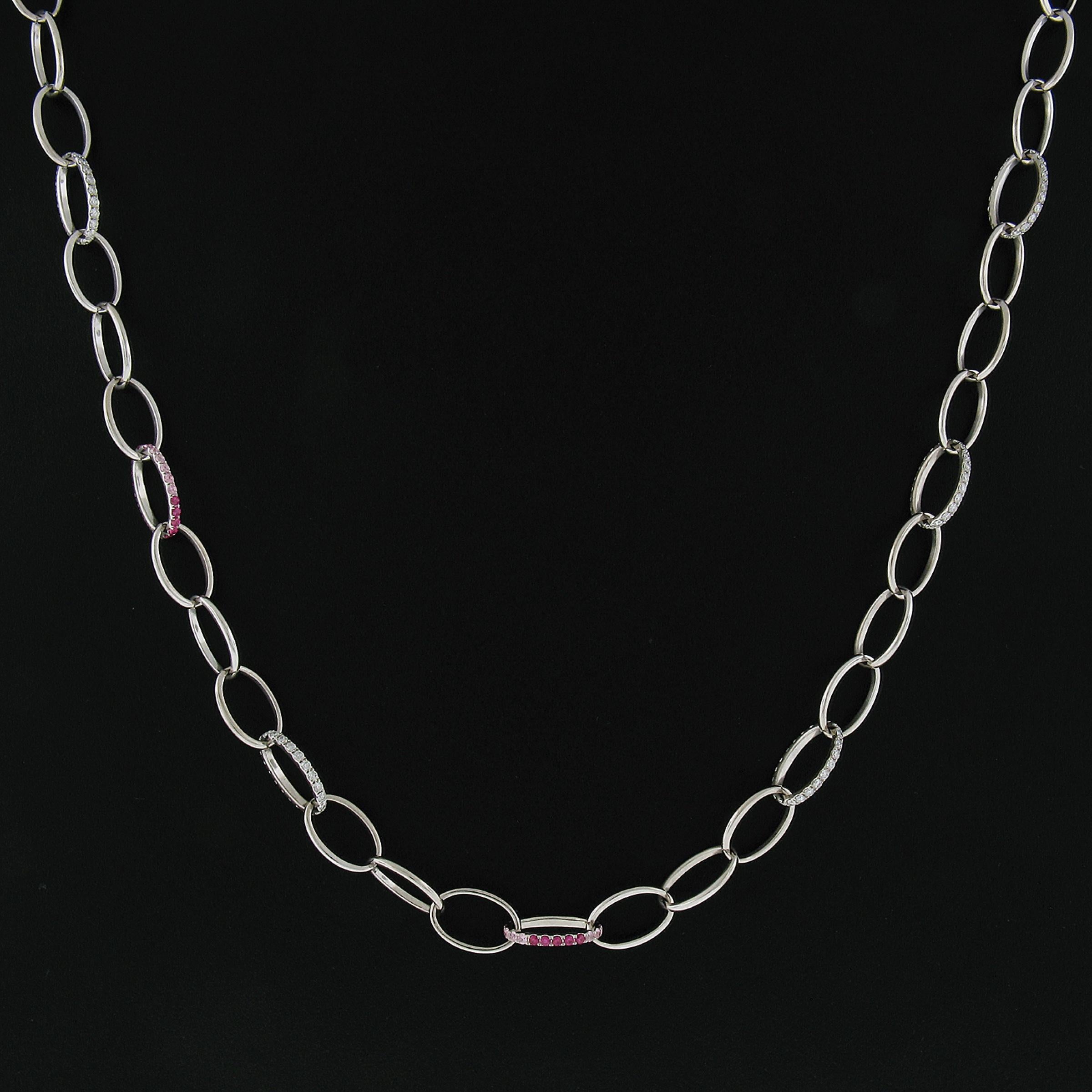Long collier à maillons ovales ouverts de 29 pouces avec diamants et pierres roses en vente 1